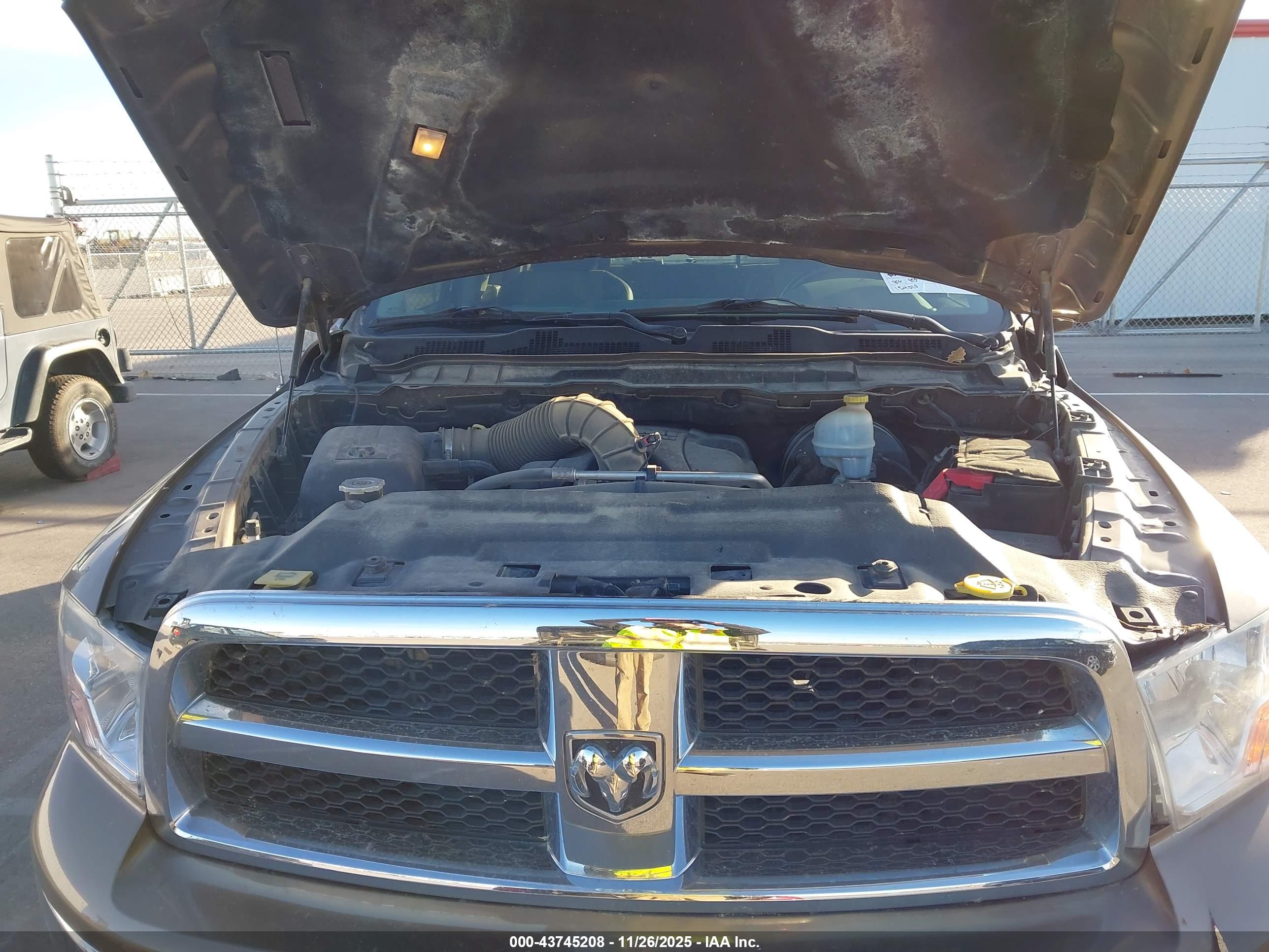 DODGE RAM image 10