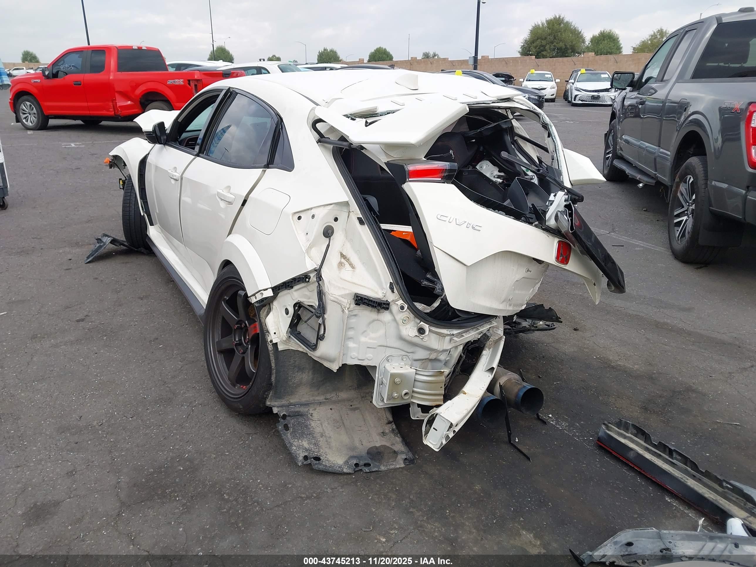 HONDA CIVIC image 3