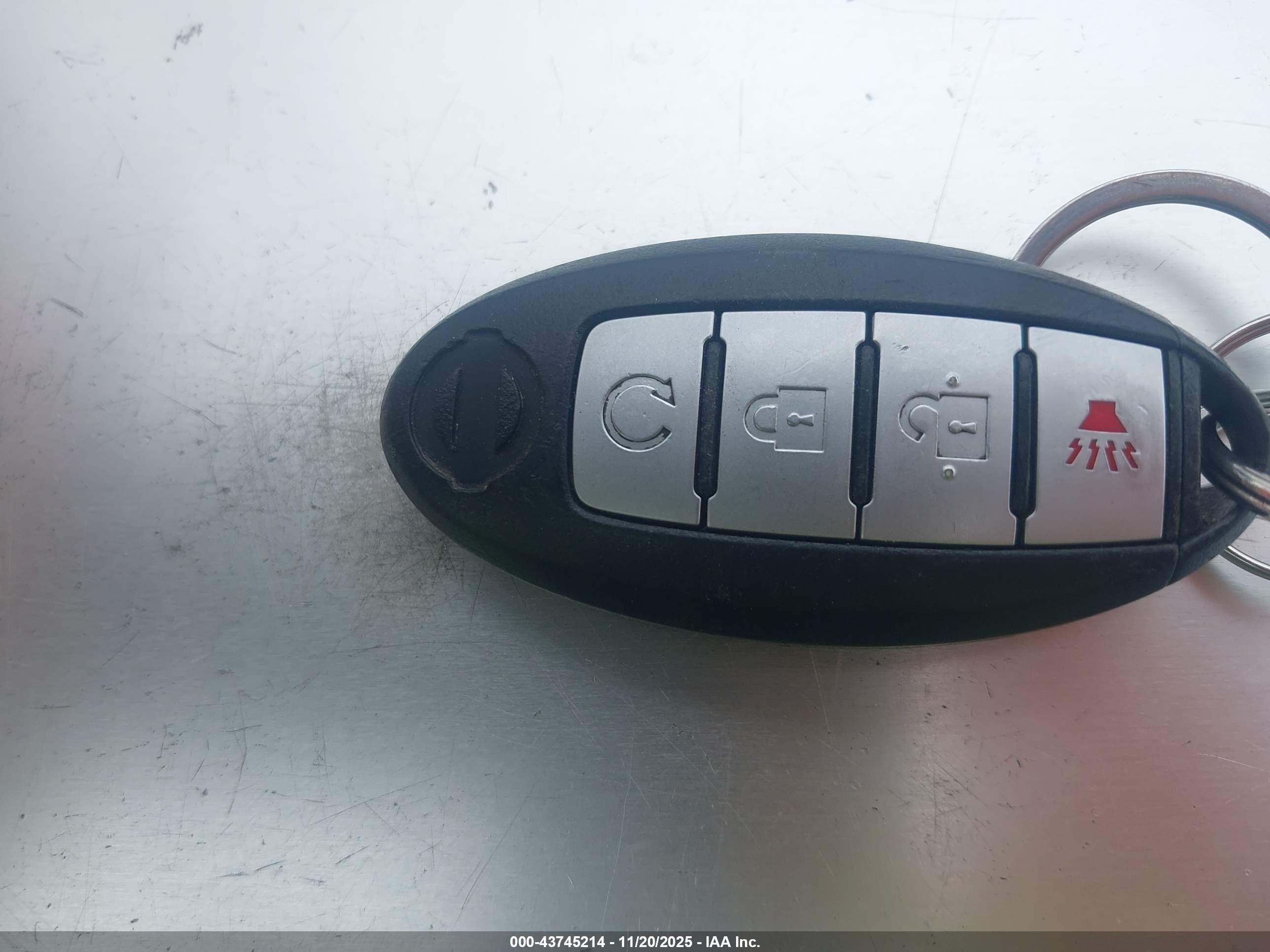 NISSAN PATHFINDER image 11
