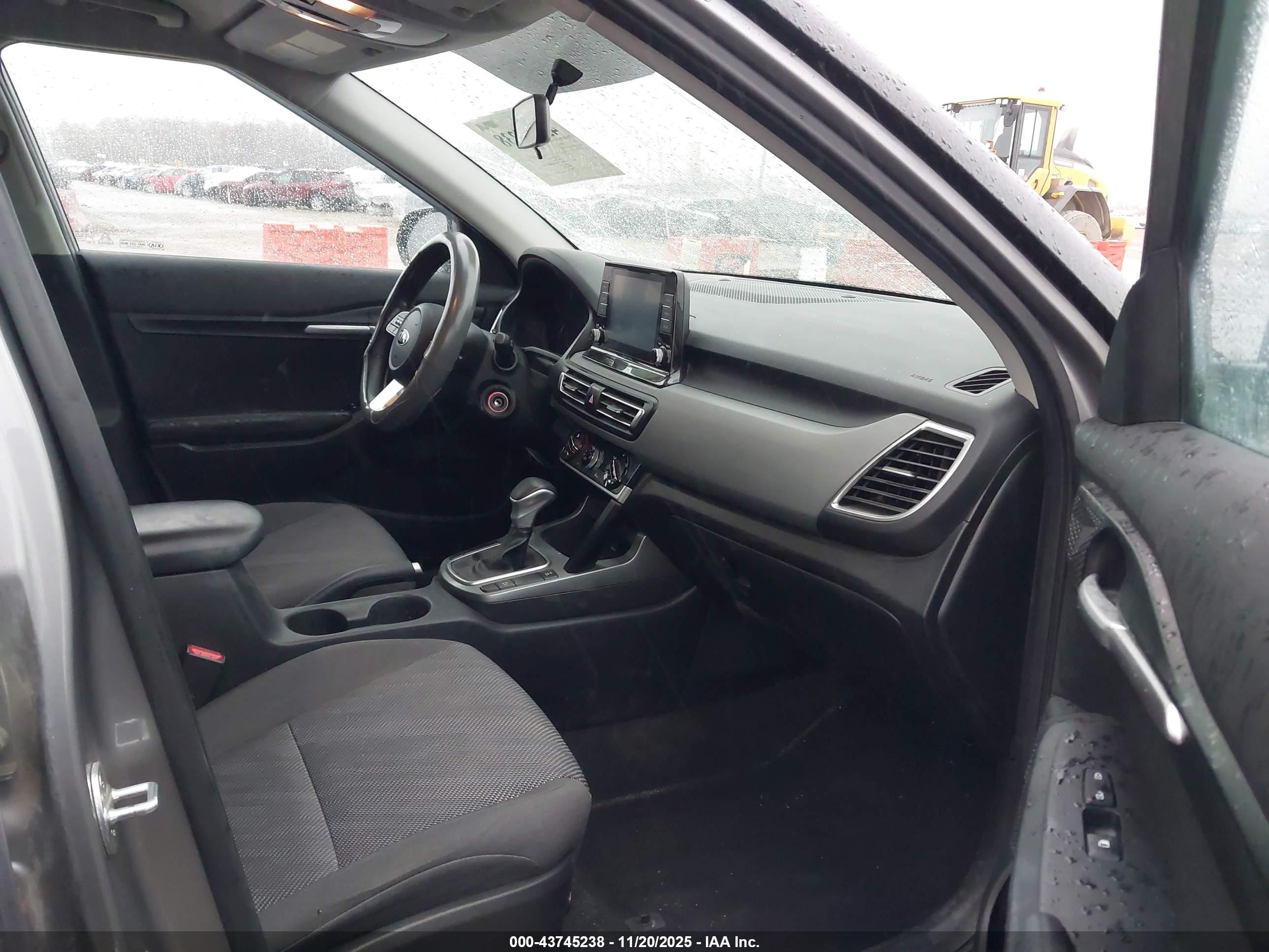 KIA SELTOS image 5