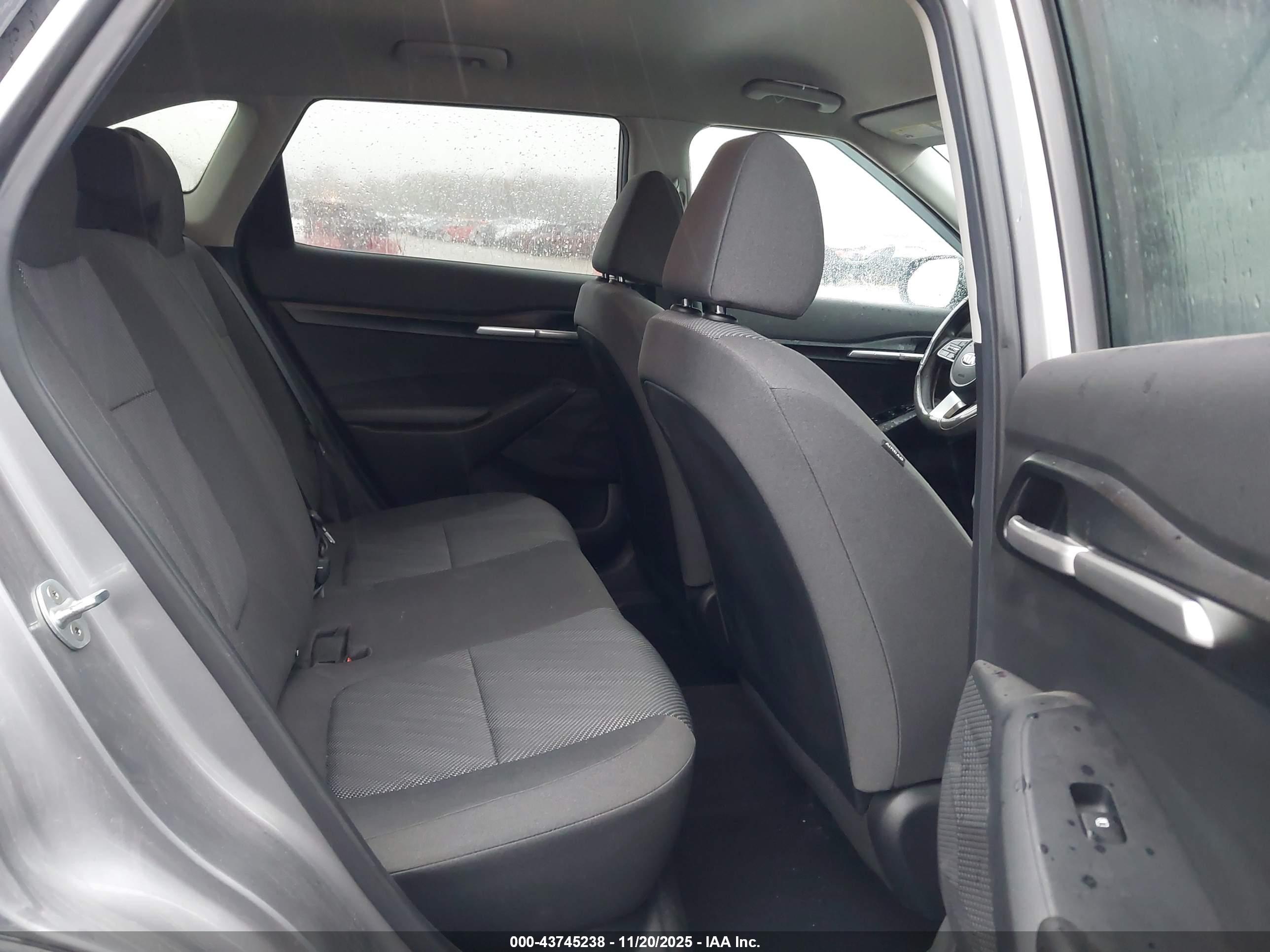 KIA SELTOS image 8