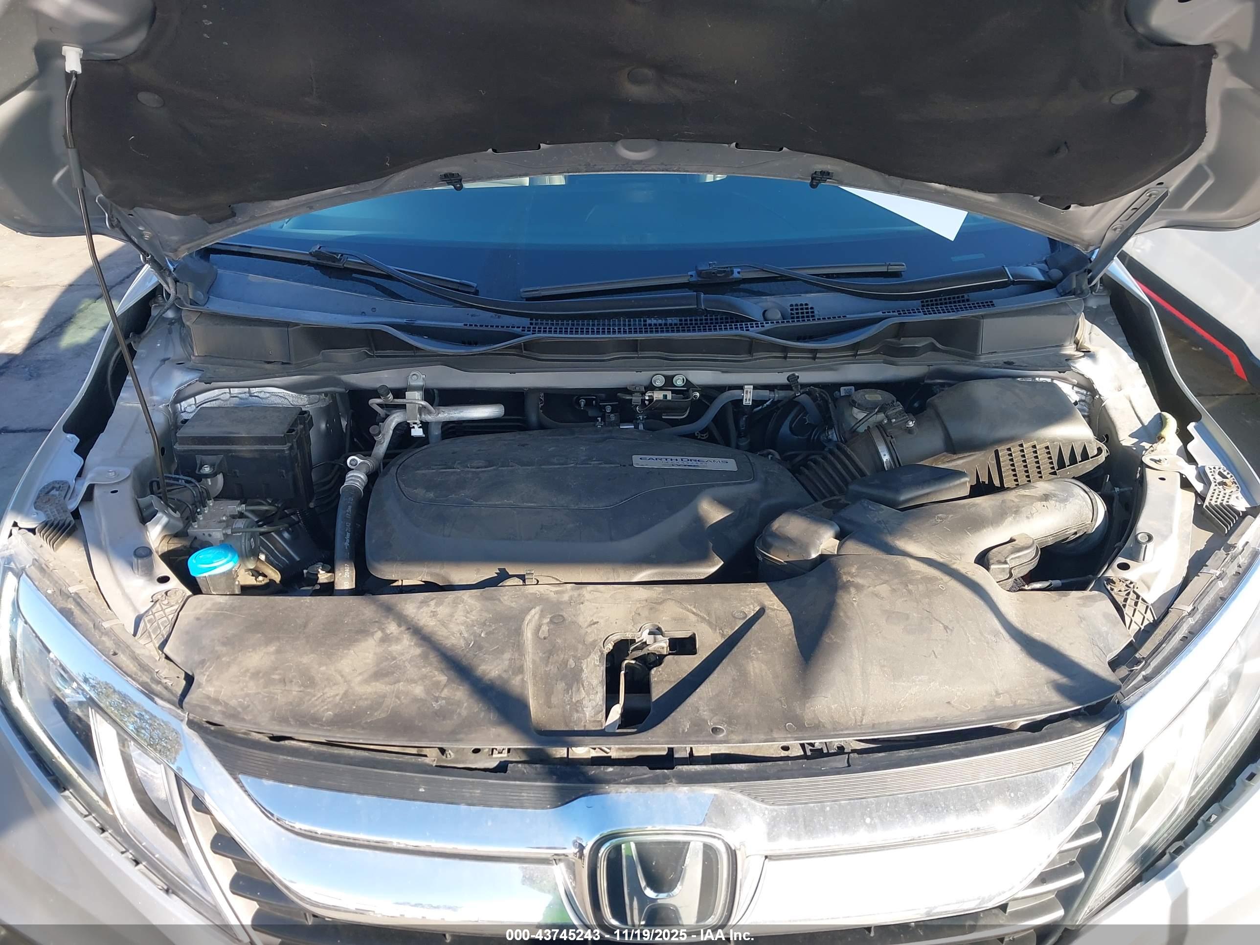 HONDA ODYSSEY image 10
