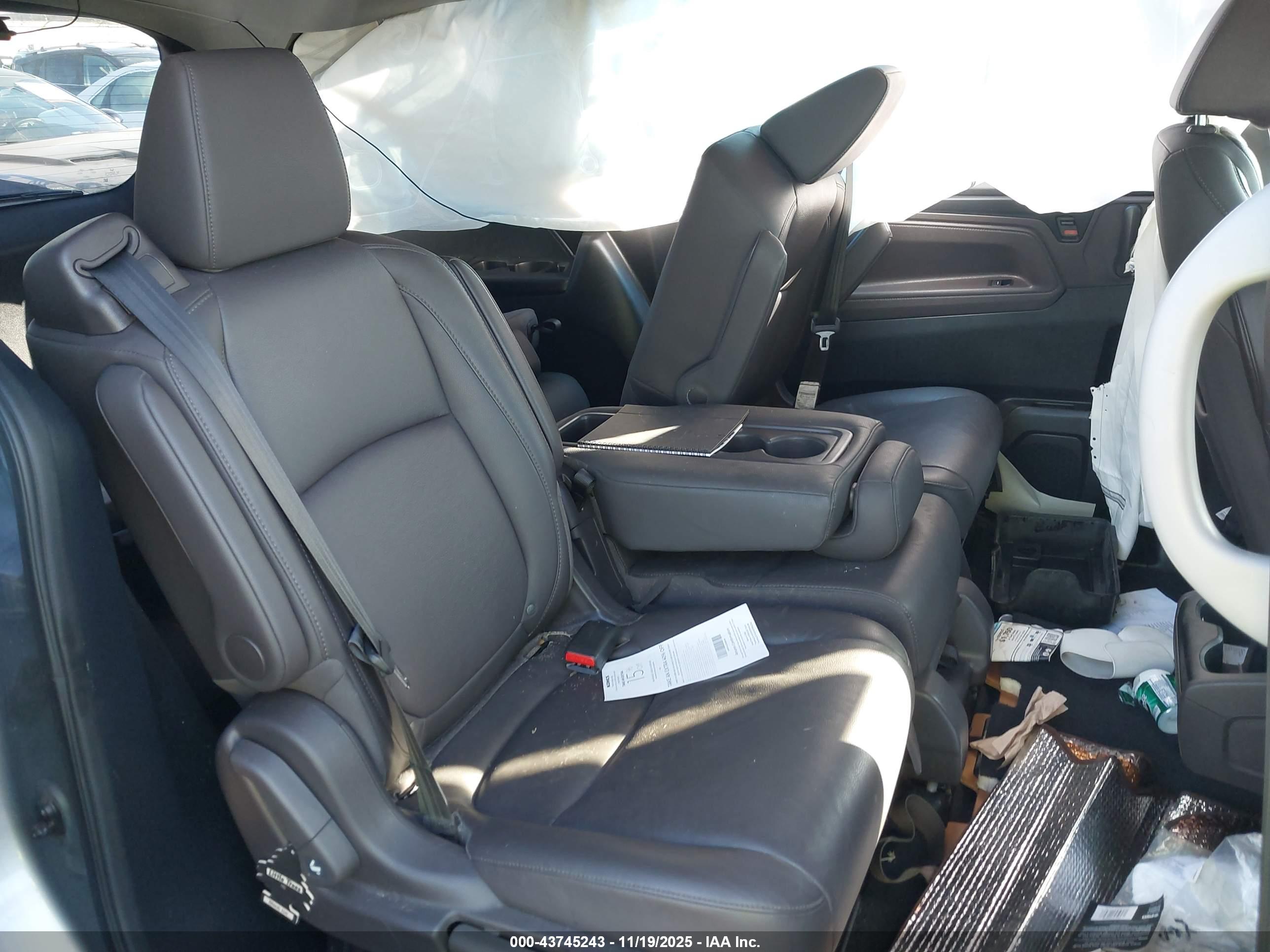 HONDA ODYSSEY image 8