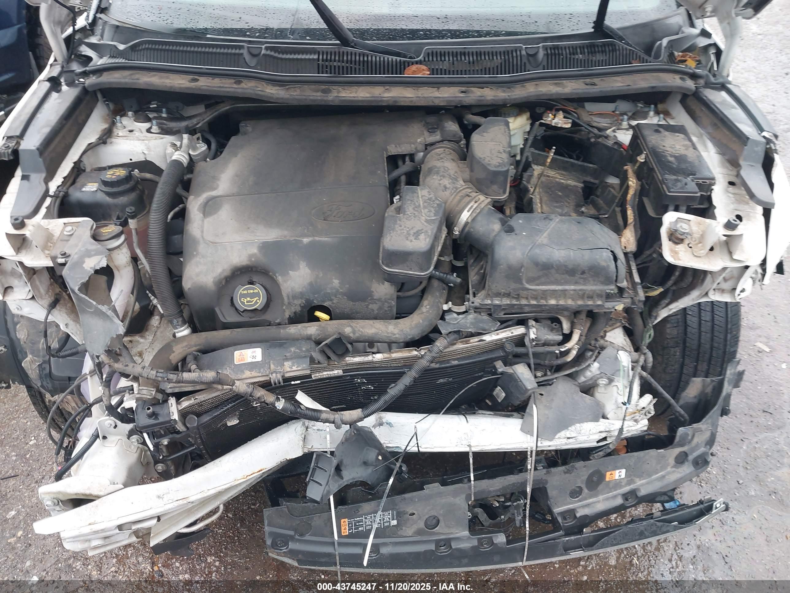 FORD EXPLORER image 10
