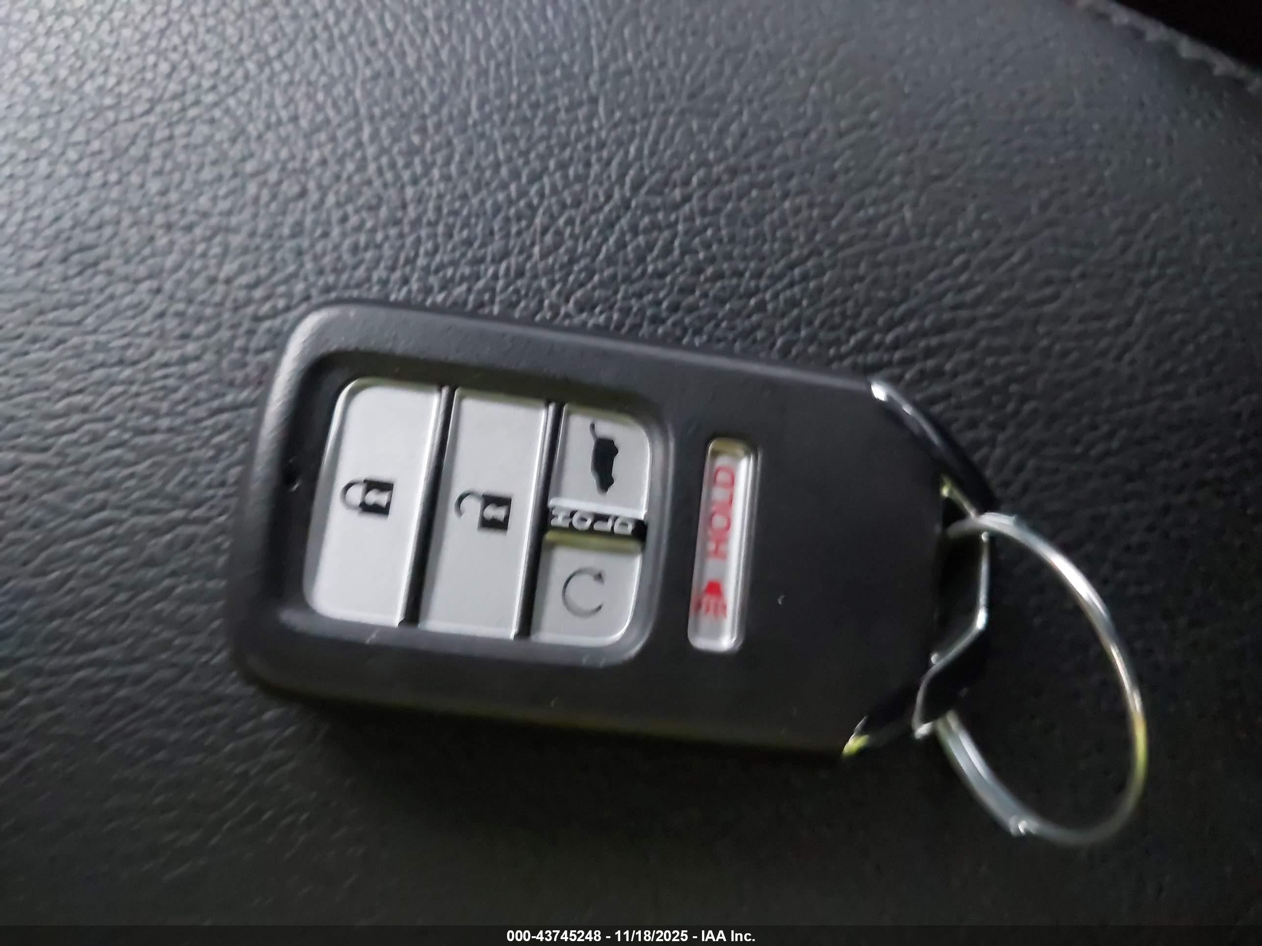 HONDA CR-V image 11