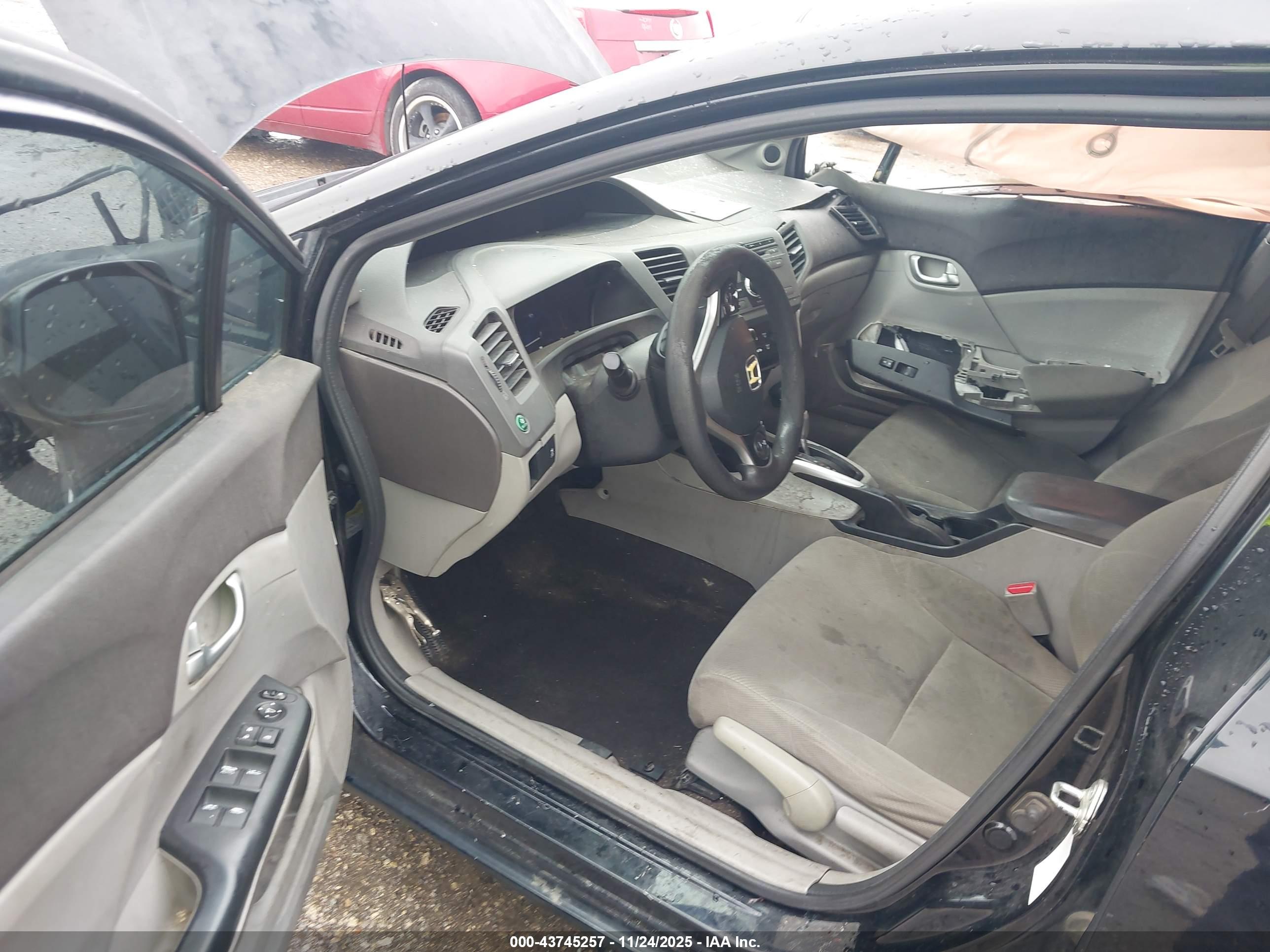 HONDA CIVIC image 5