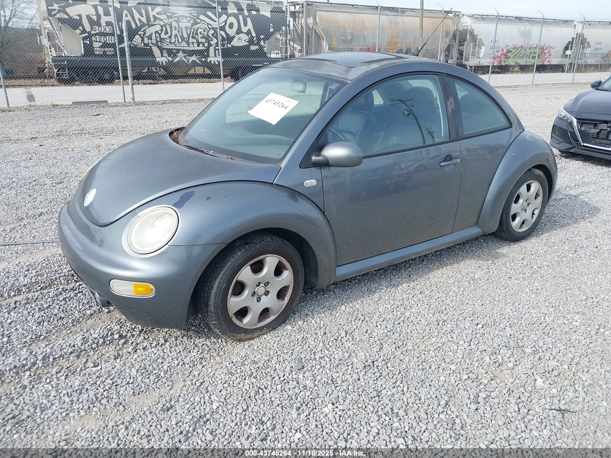 VOLKSWAGEN NEW image 2