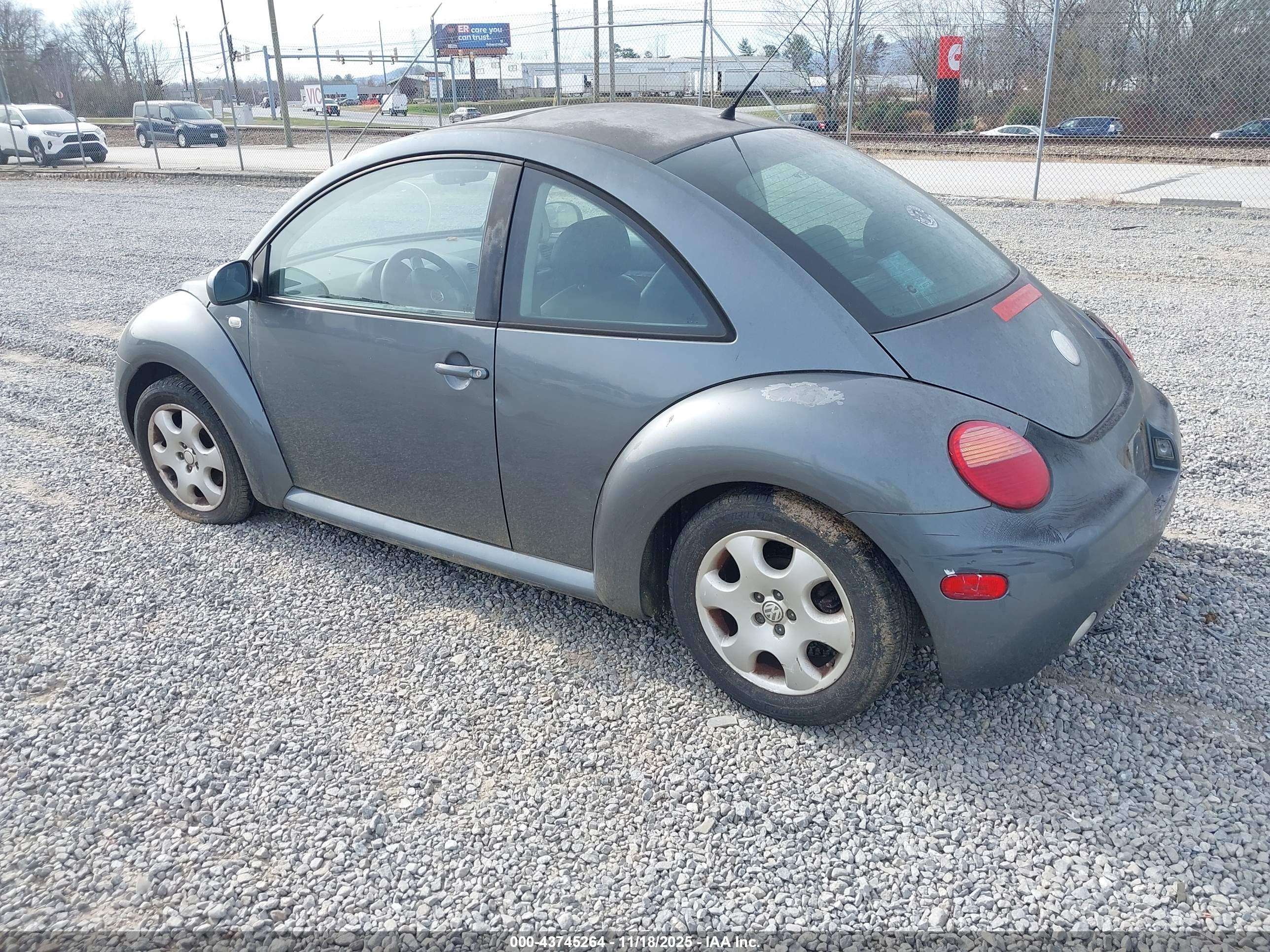 VOLKSWAGEN NEW image 3