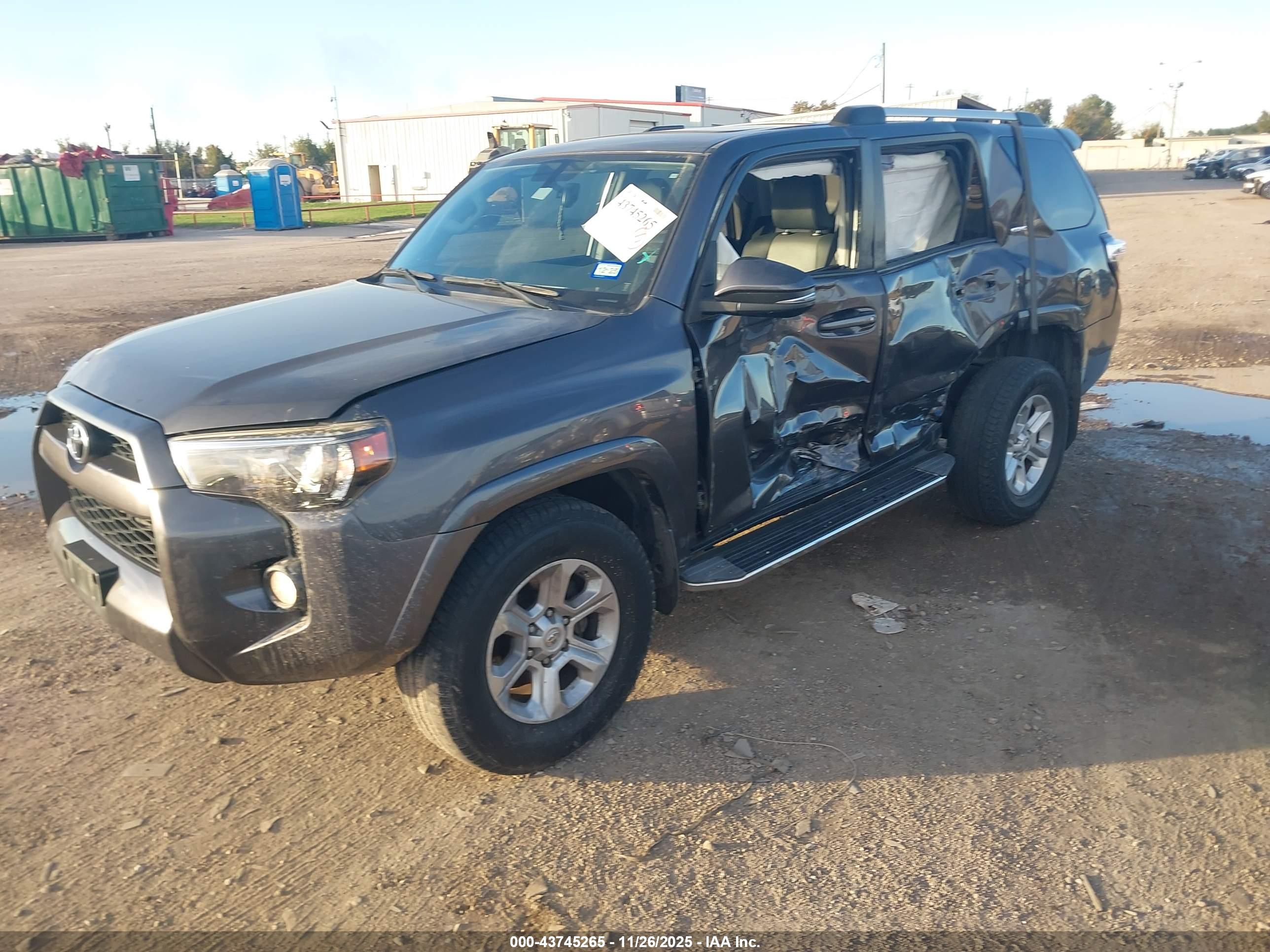 TOYOTA 4RUNNER image 2
