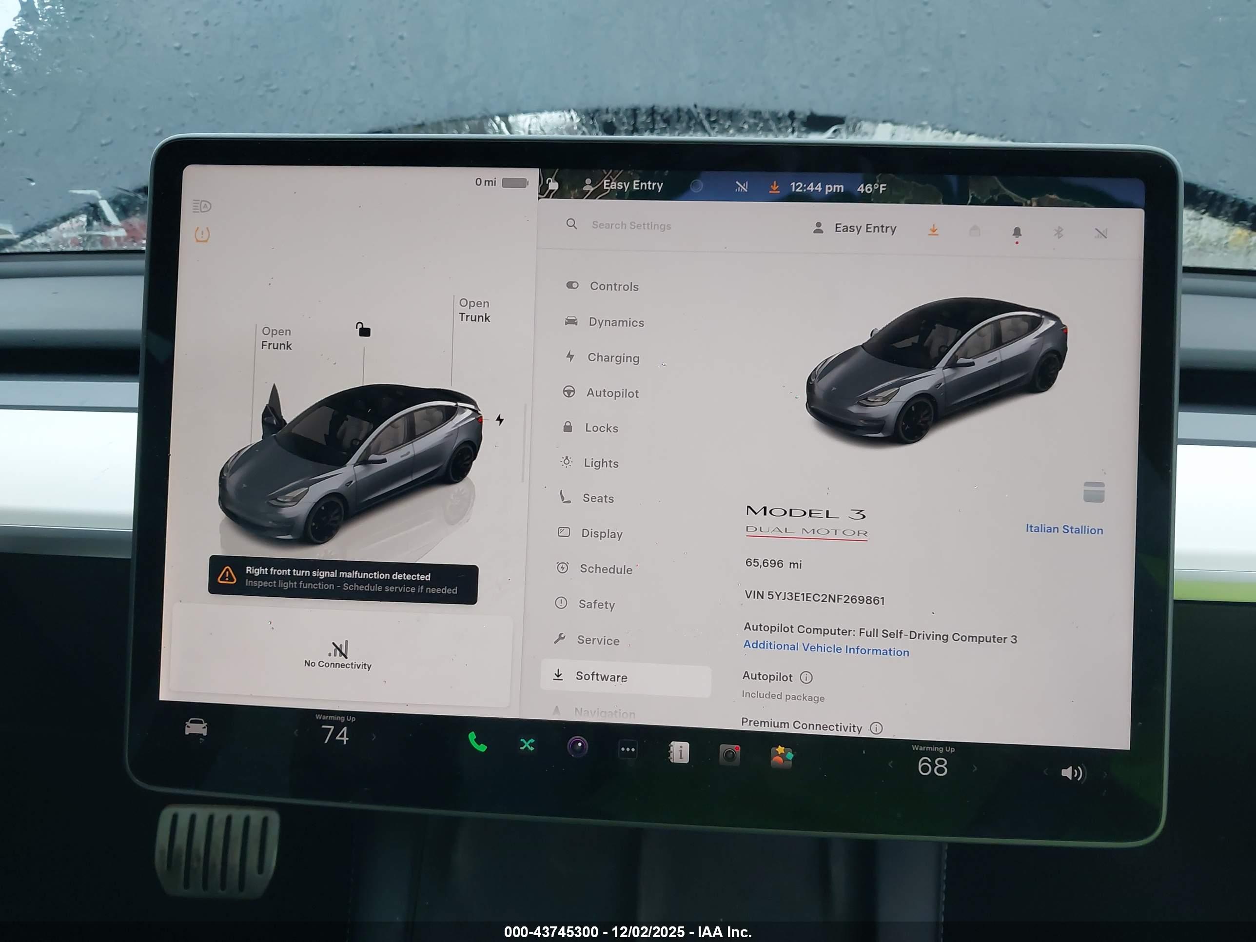 TESLA MODEL image 7