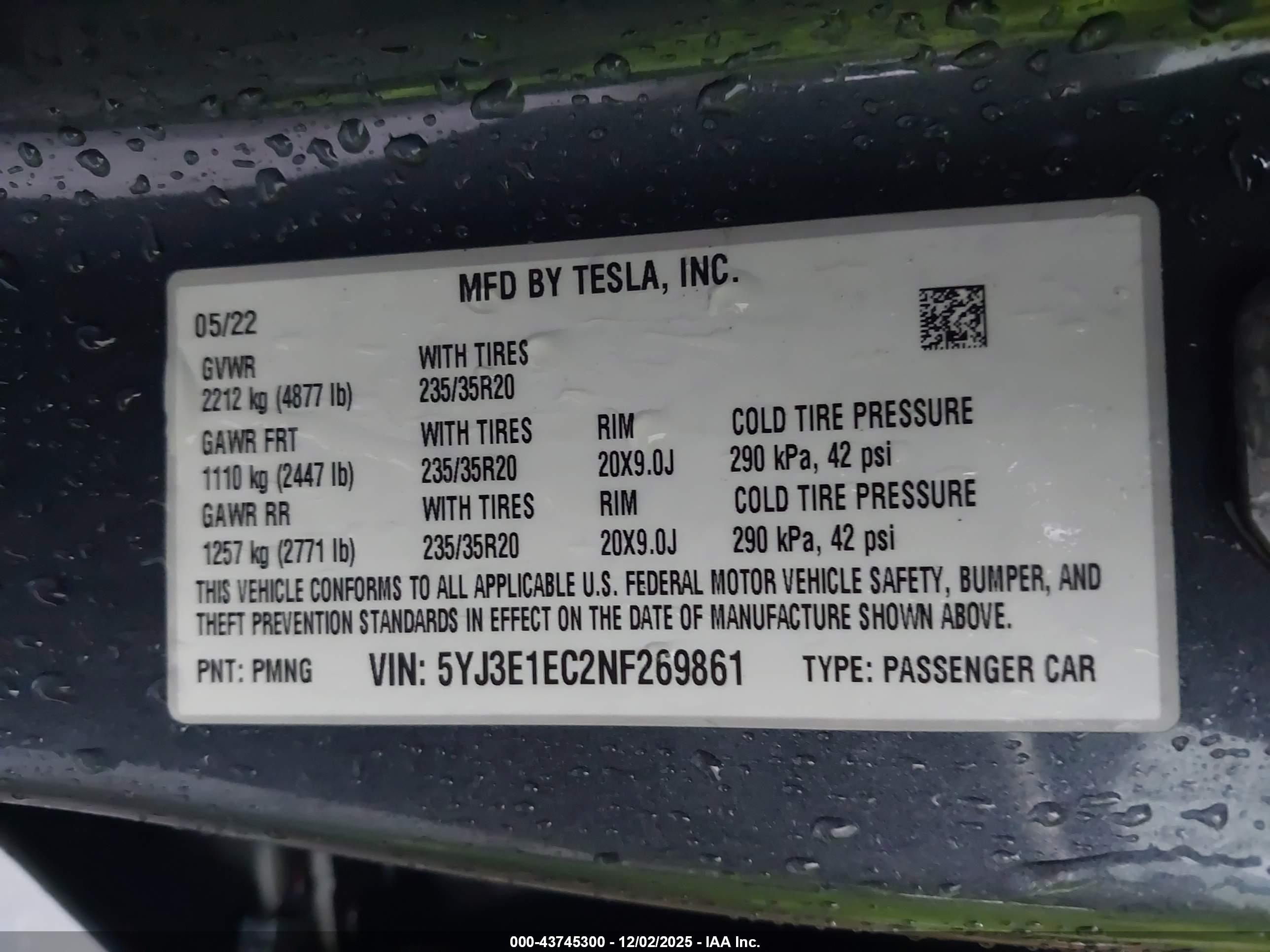 TESLA MODEL image 9