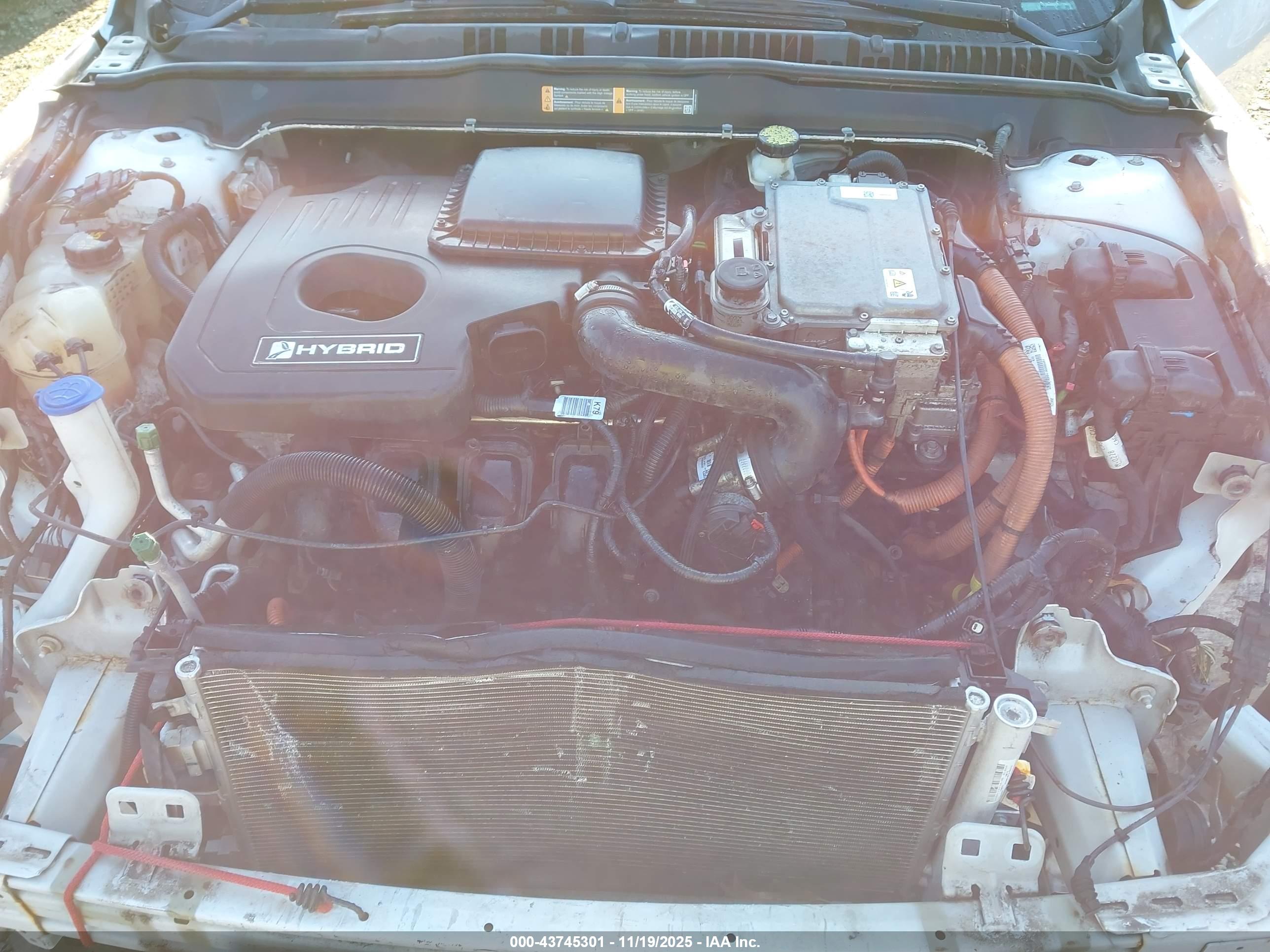 FORD FUSION image 10