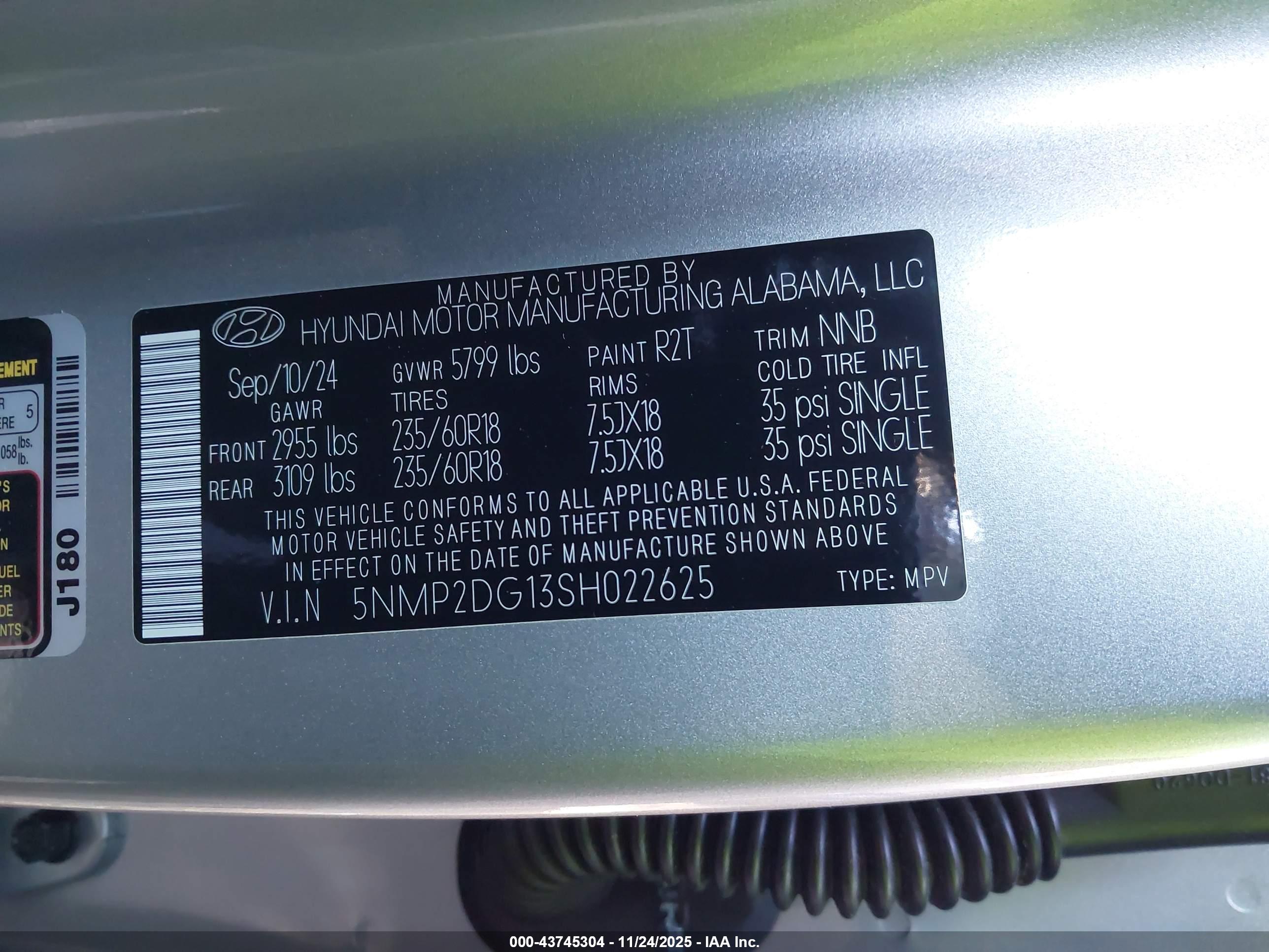 HYUNDAI SANTA image 9