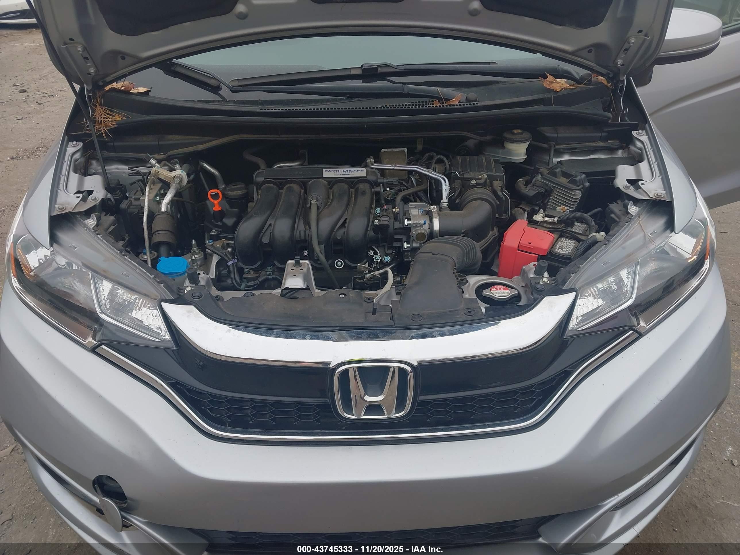 HONDA FIT image 10