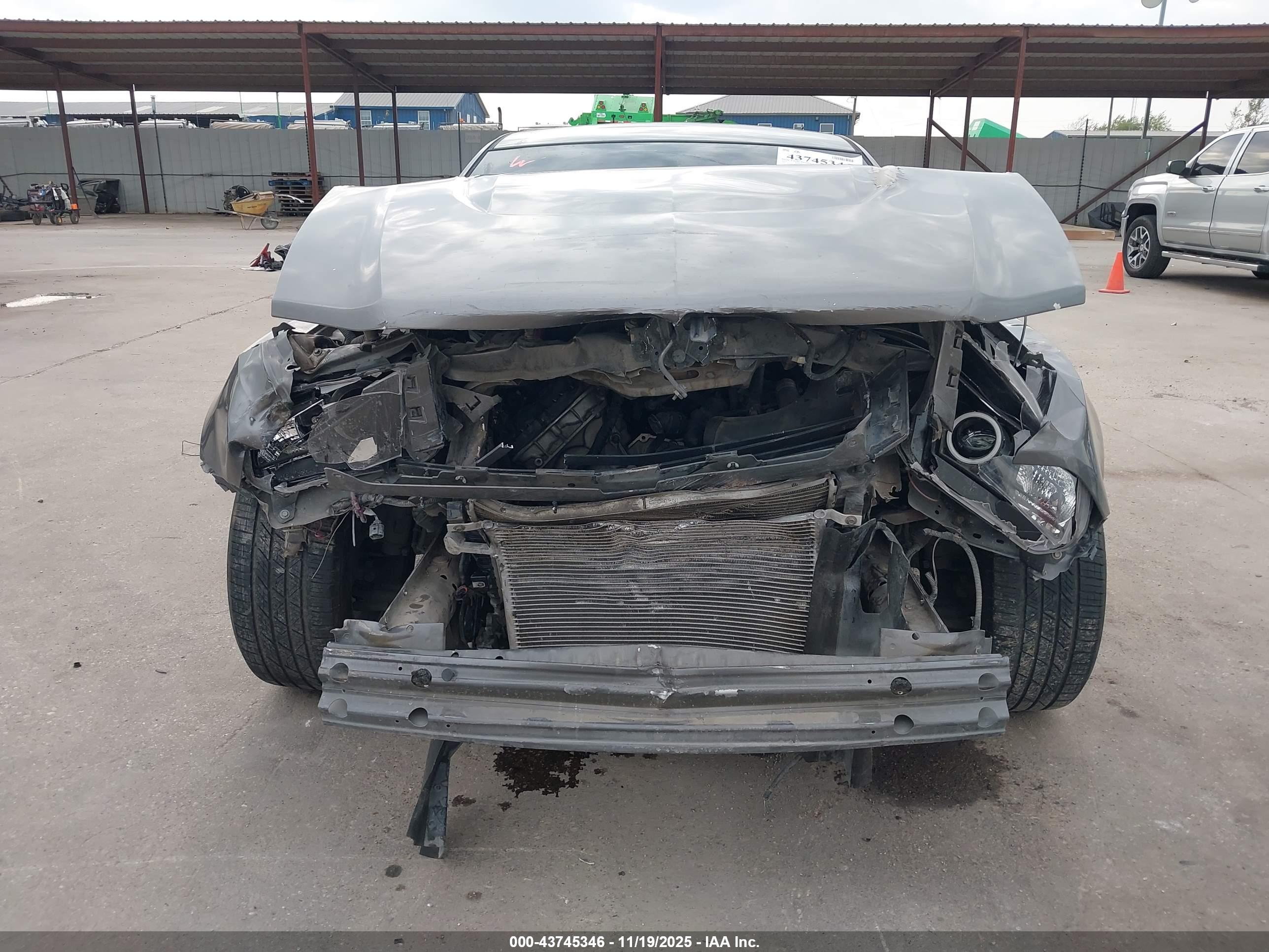 FORD MUSTANG image 6