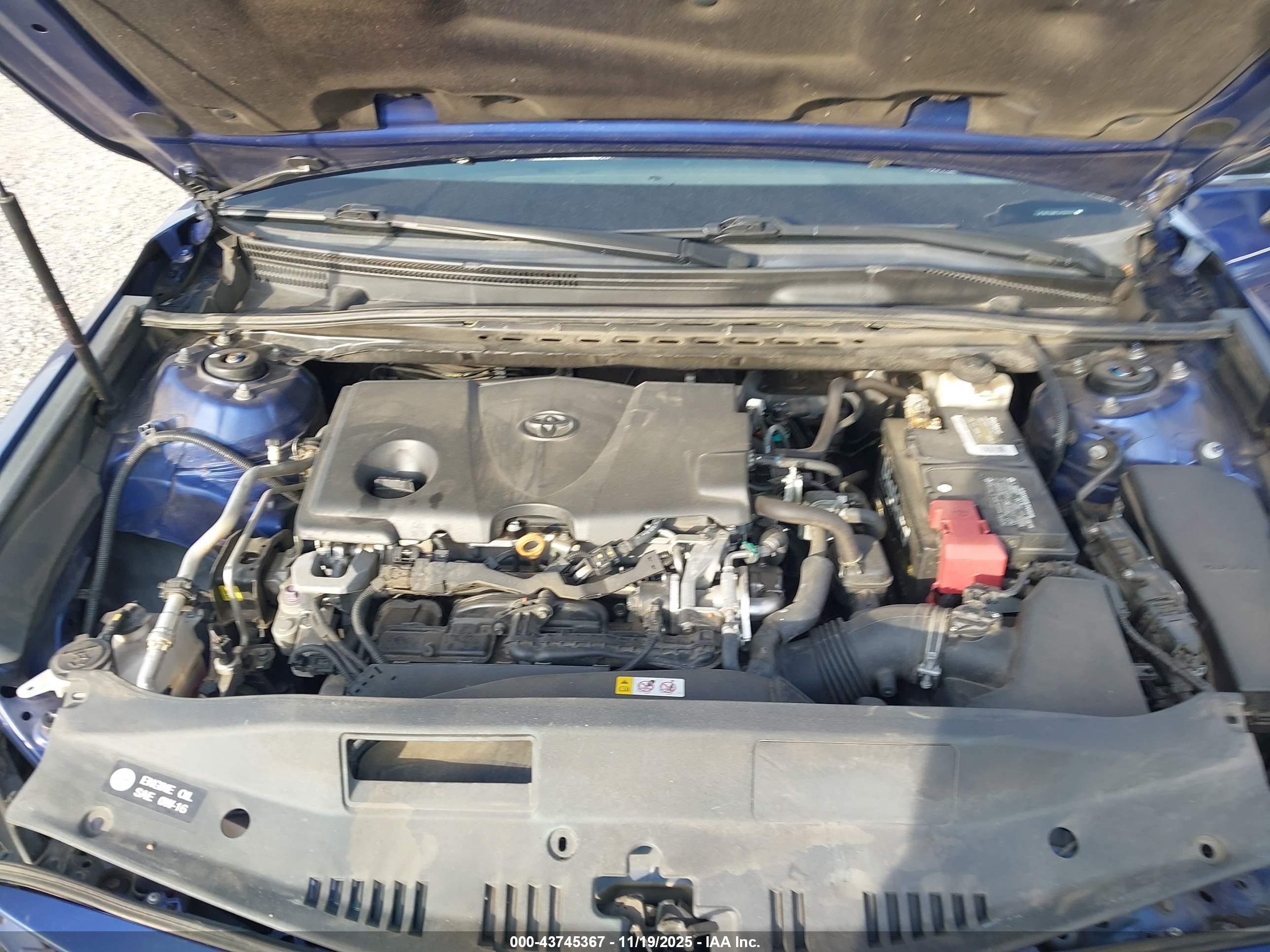 TOYOTA CAMRY image 10