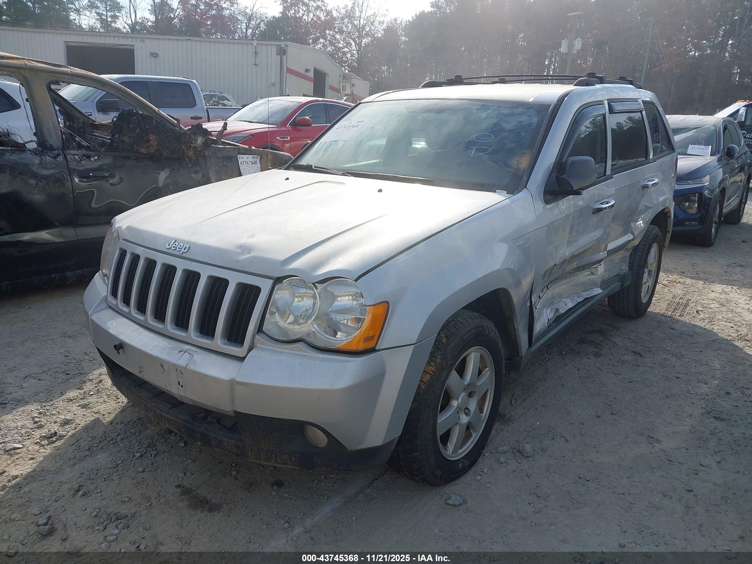 JEEP GRAND image 2