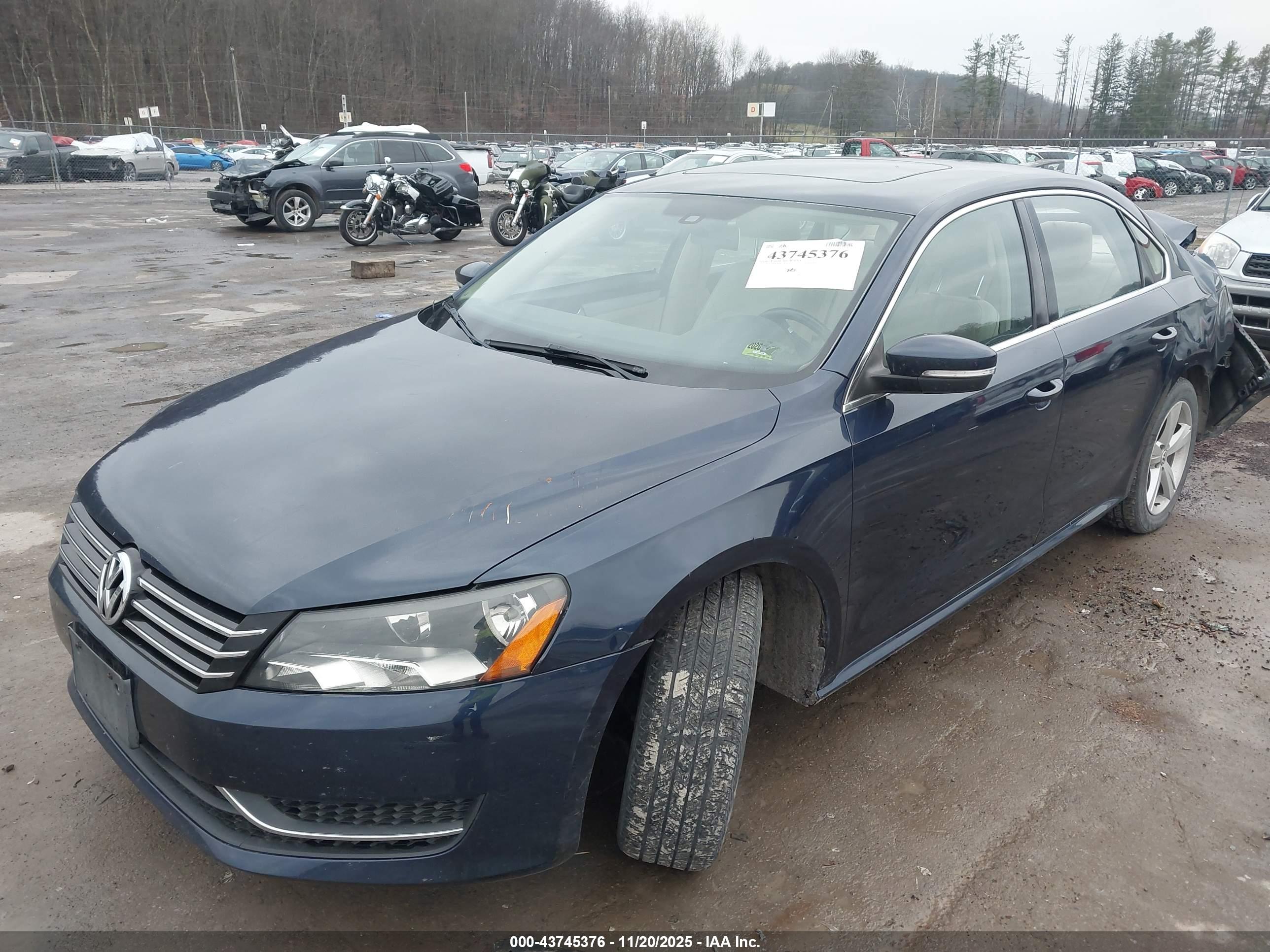VOLKSWAGEN PASSAT image 2
