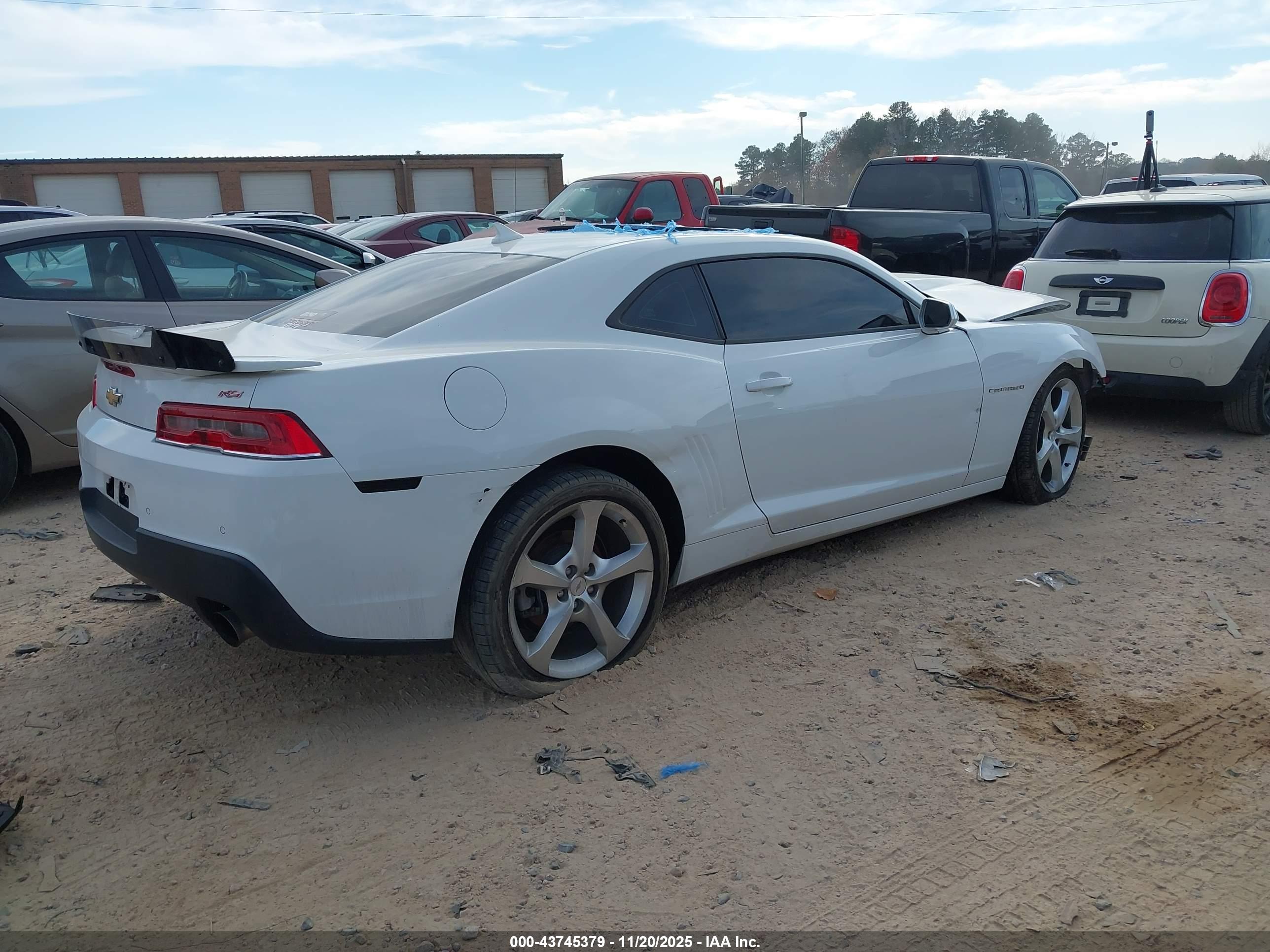 CHEVROLET CAMARO image 4