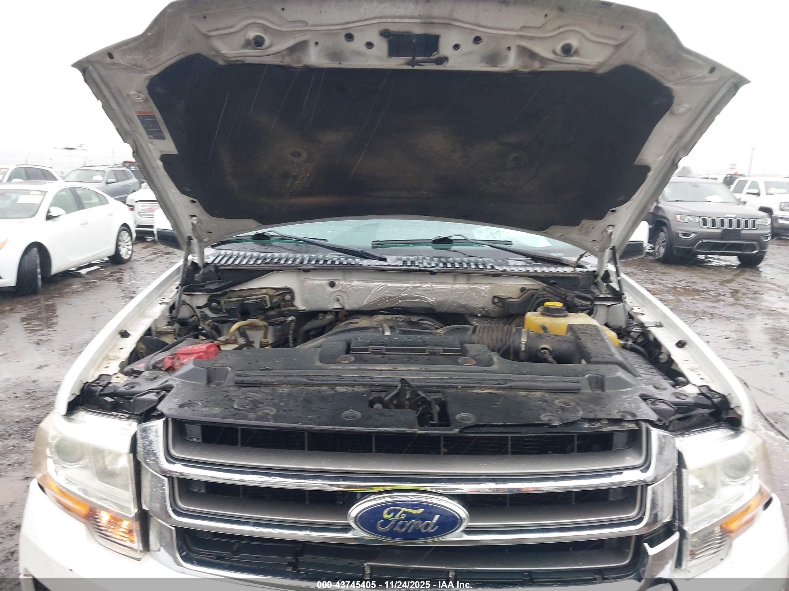 FORD EXPEDITION image 10