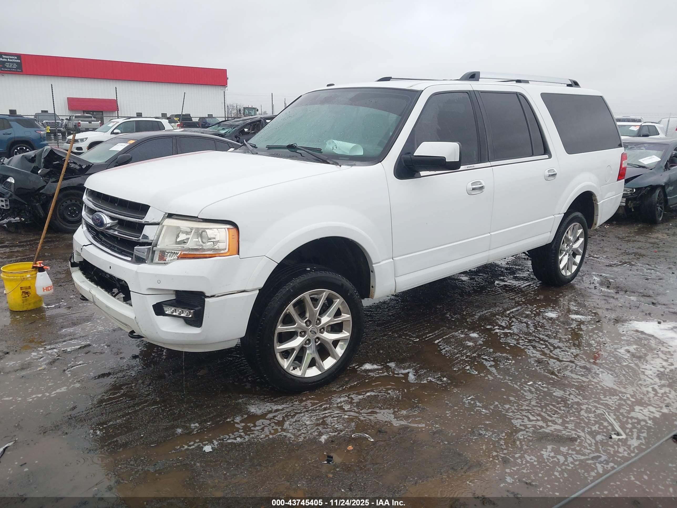 FORD EXPEDITION image 2