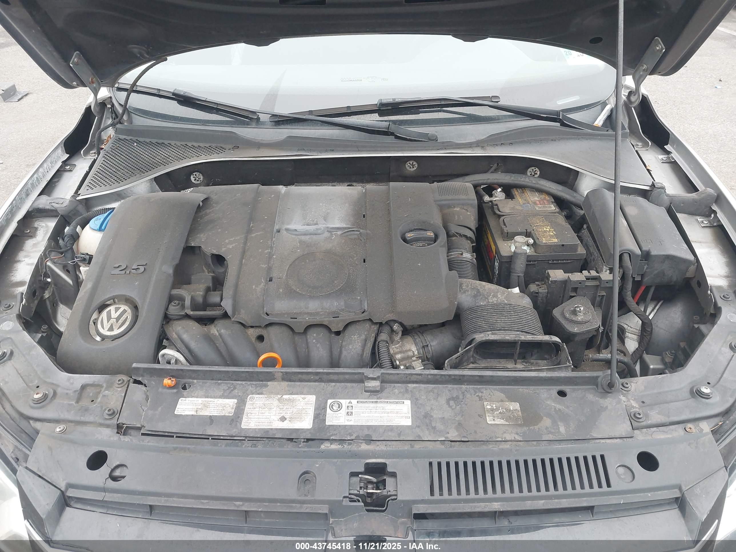 VOLKSWAGEN PASSAT image 10