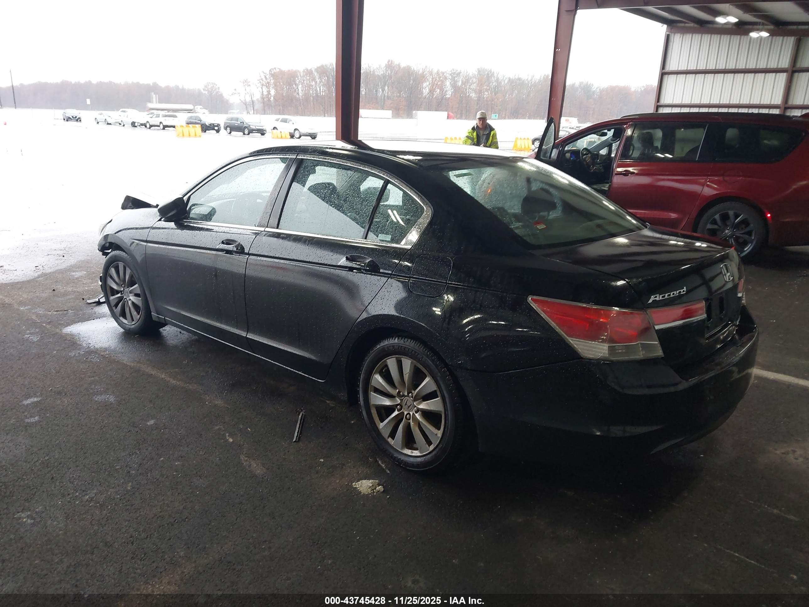HONDA ACCORD image 3