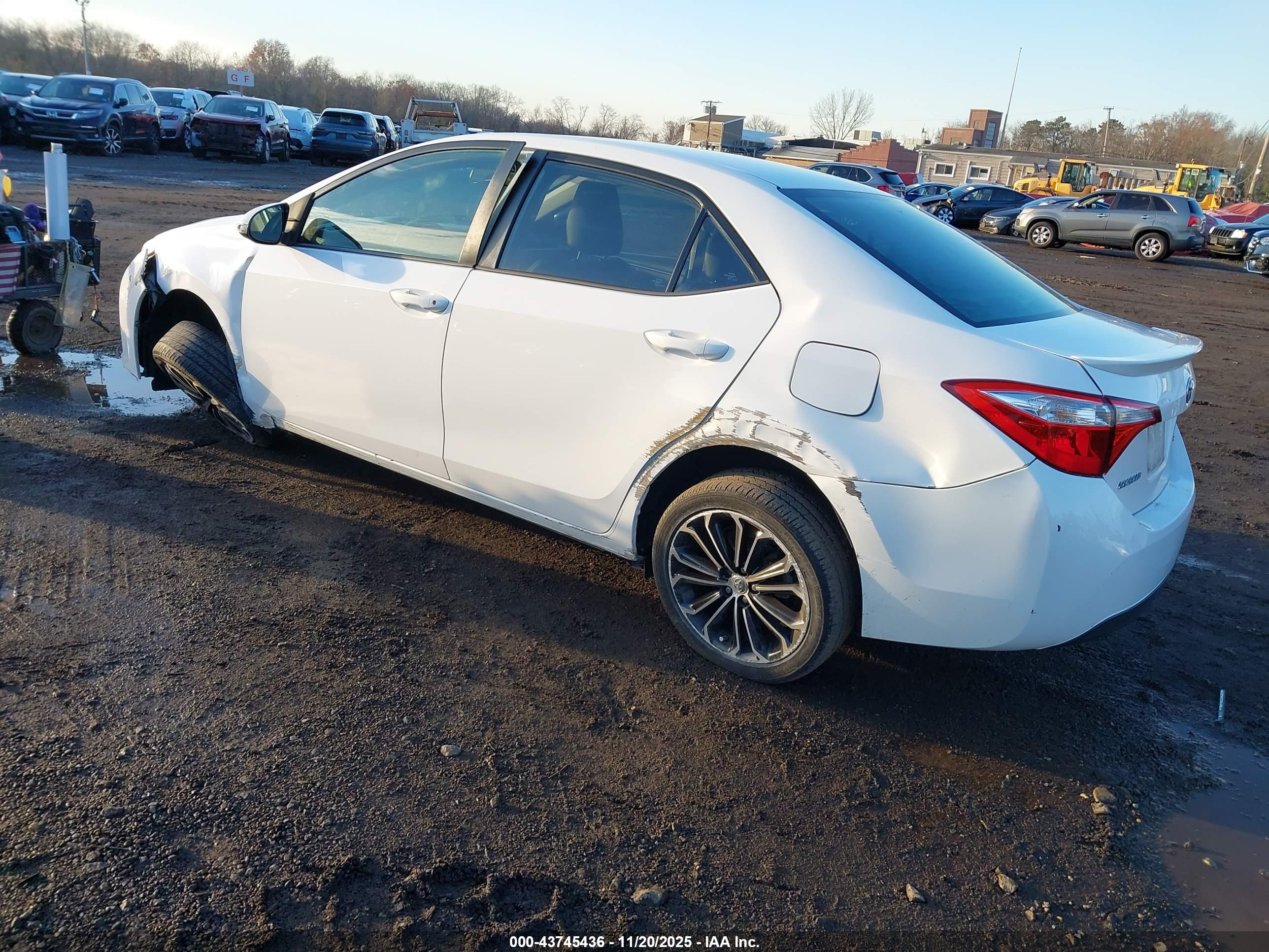 TOYOTA COROLLA image 3
