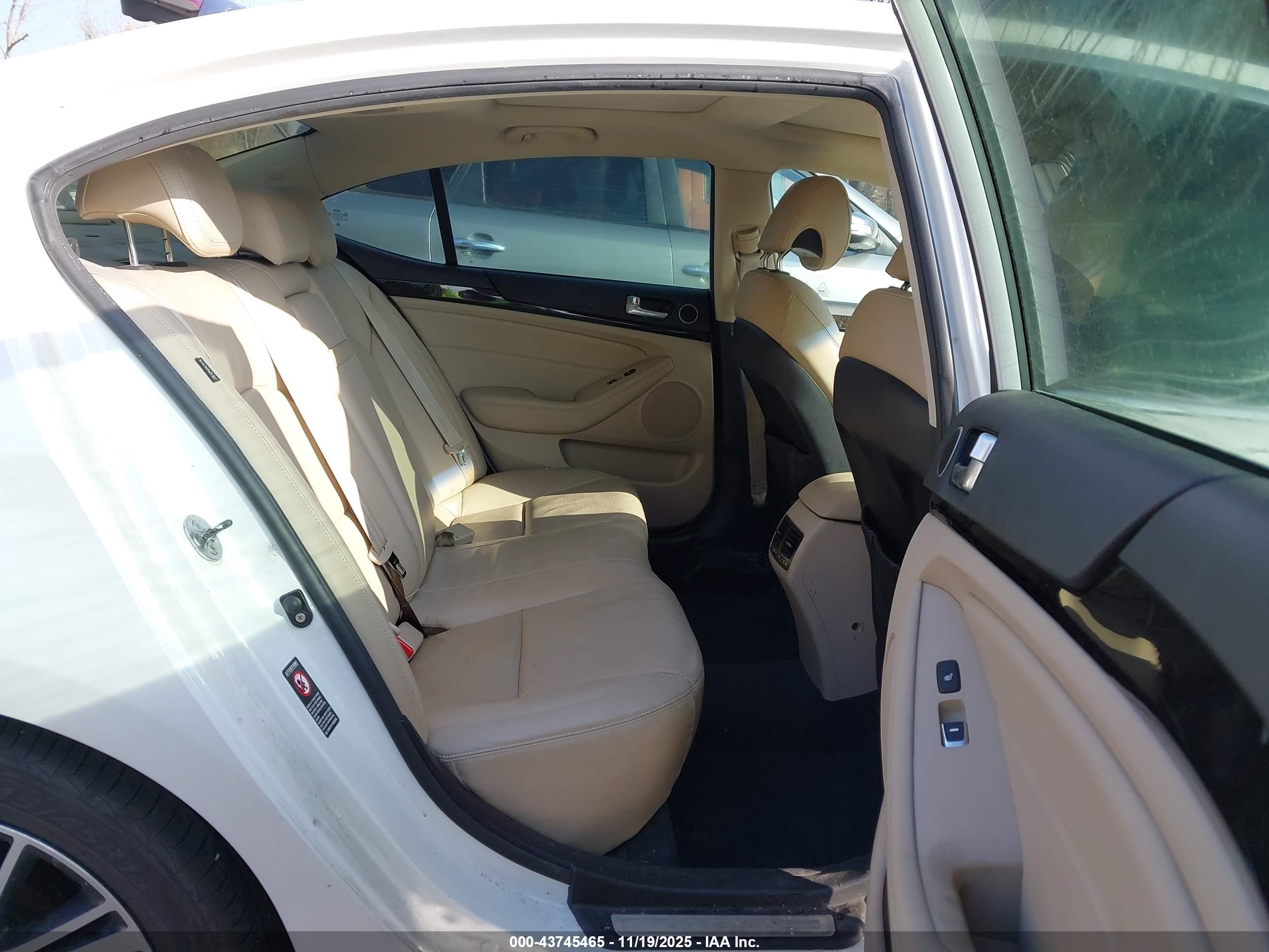 KIA CADENZA image 8