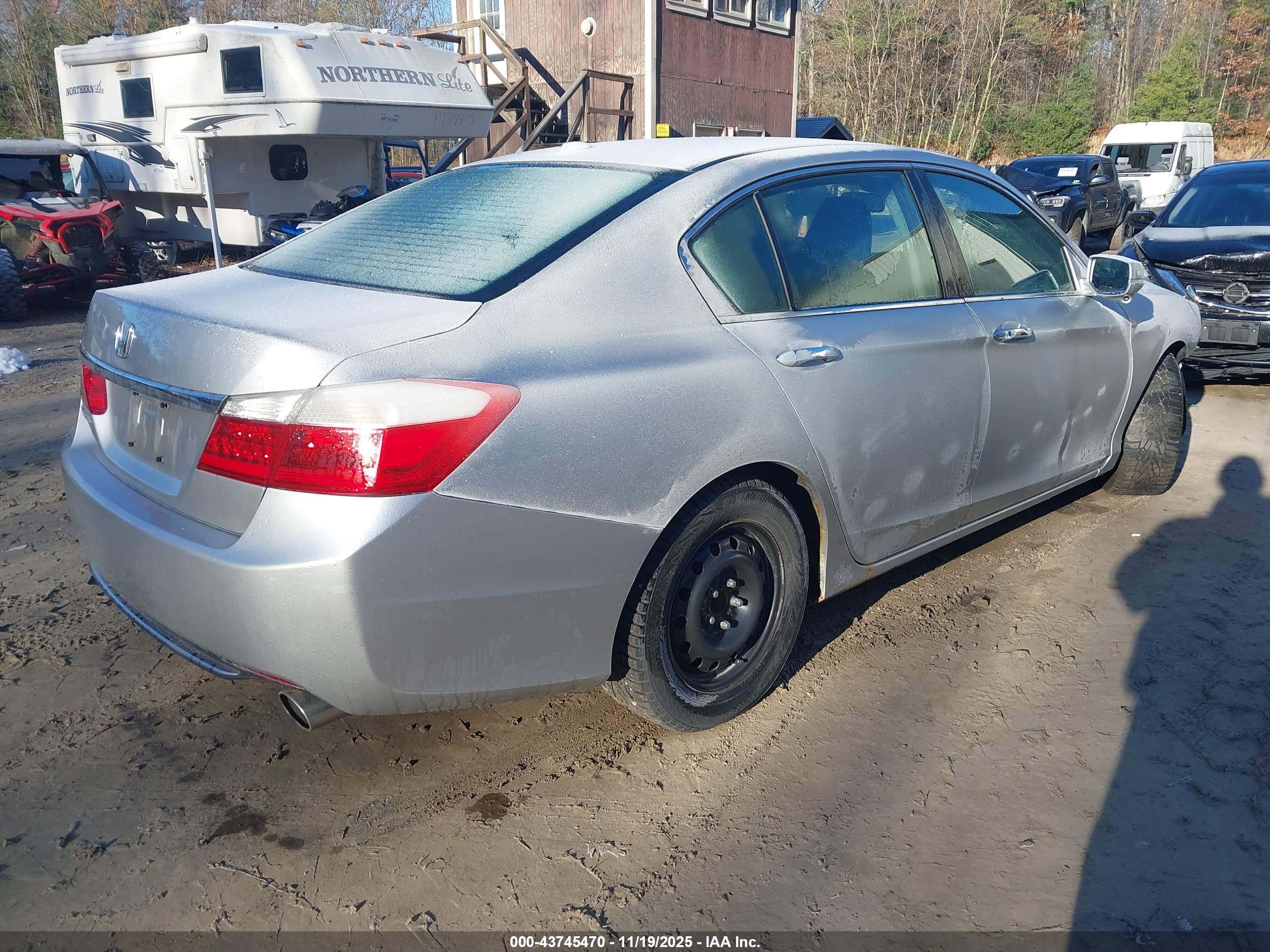HONDA ACCORD image 4