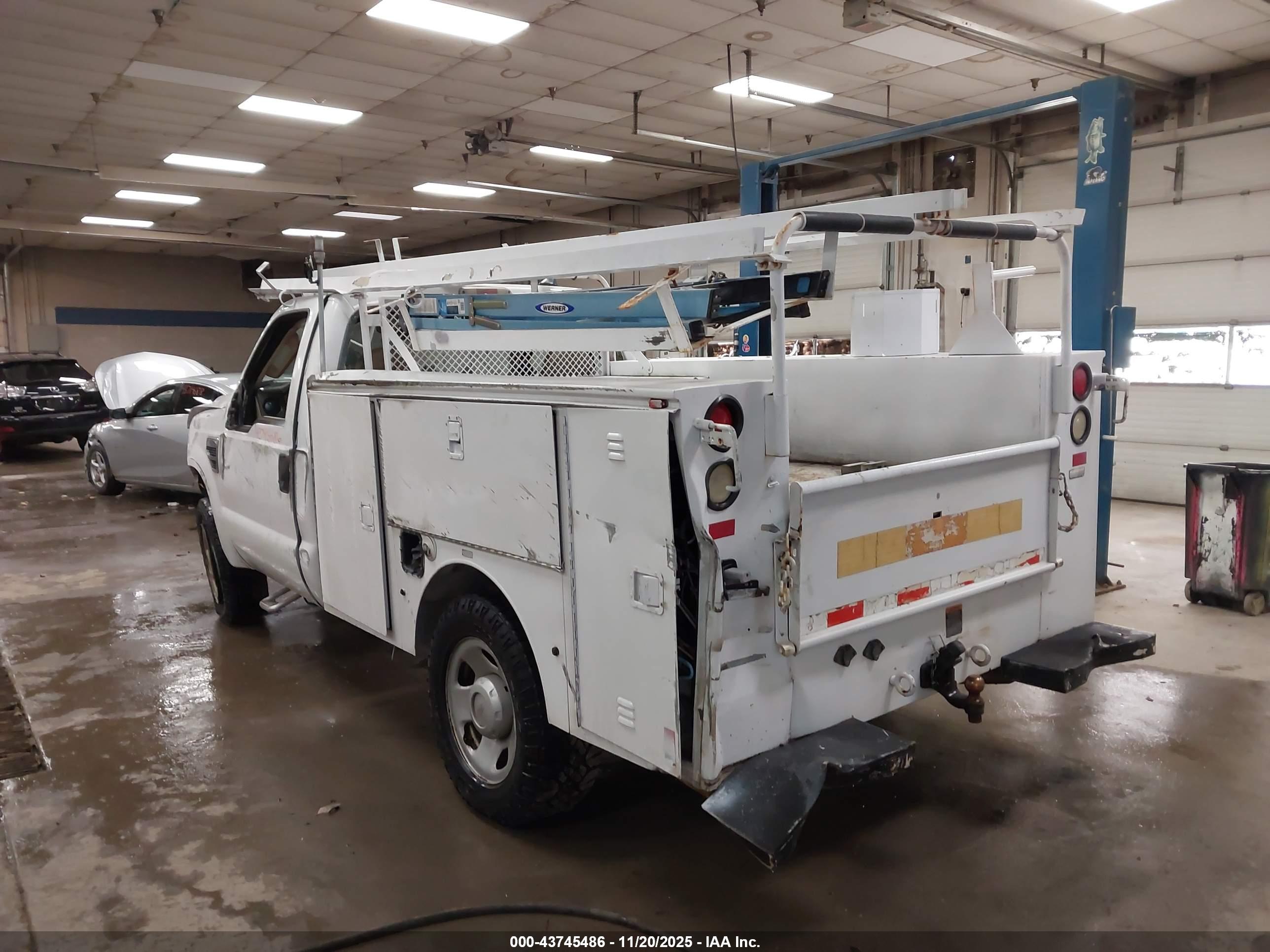 FORD F-350 image 3