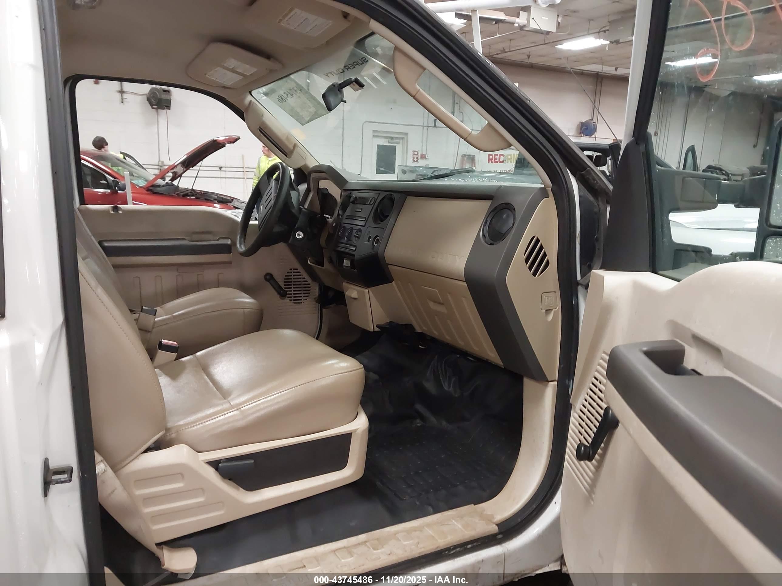 FORD F-350 image 5
