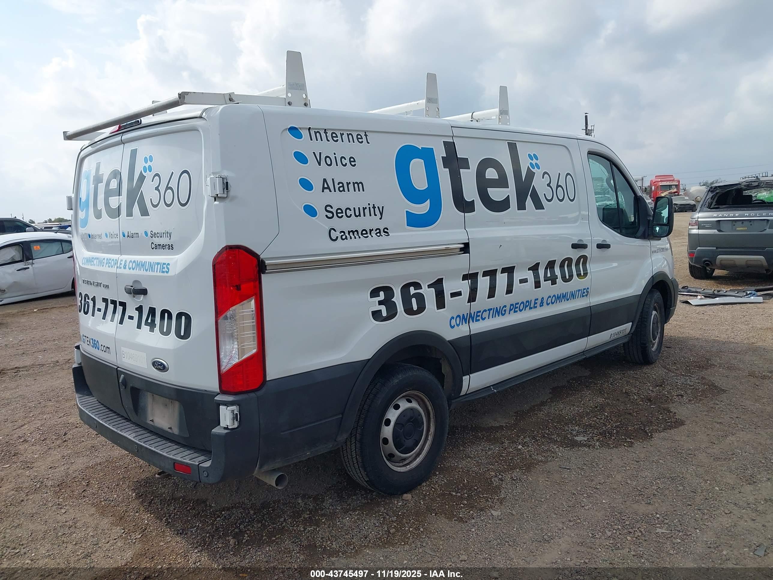 FORD TRANSIT-150 image 4
