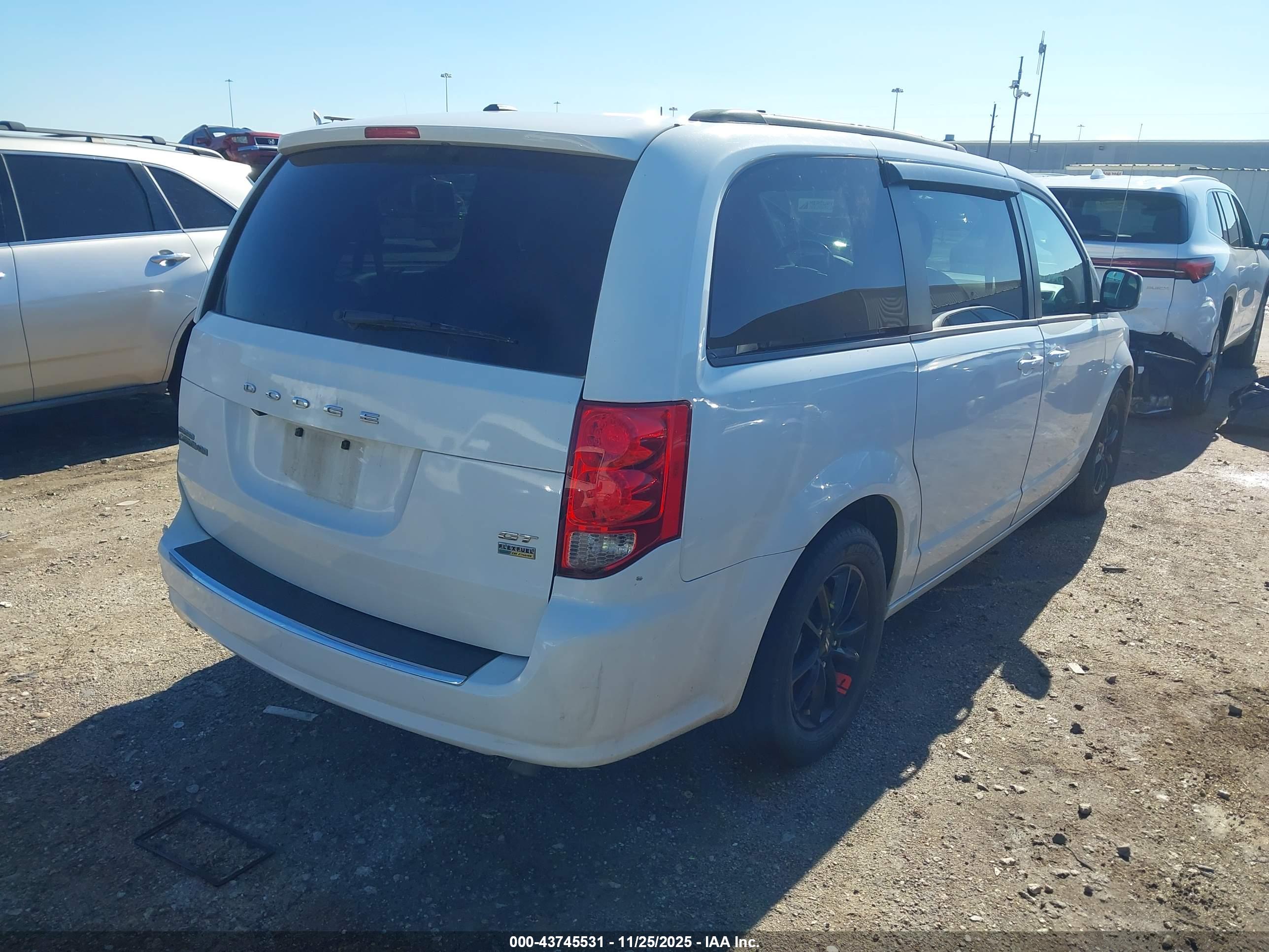 DODGE GRAND image 4