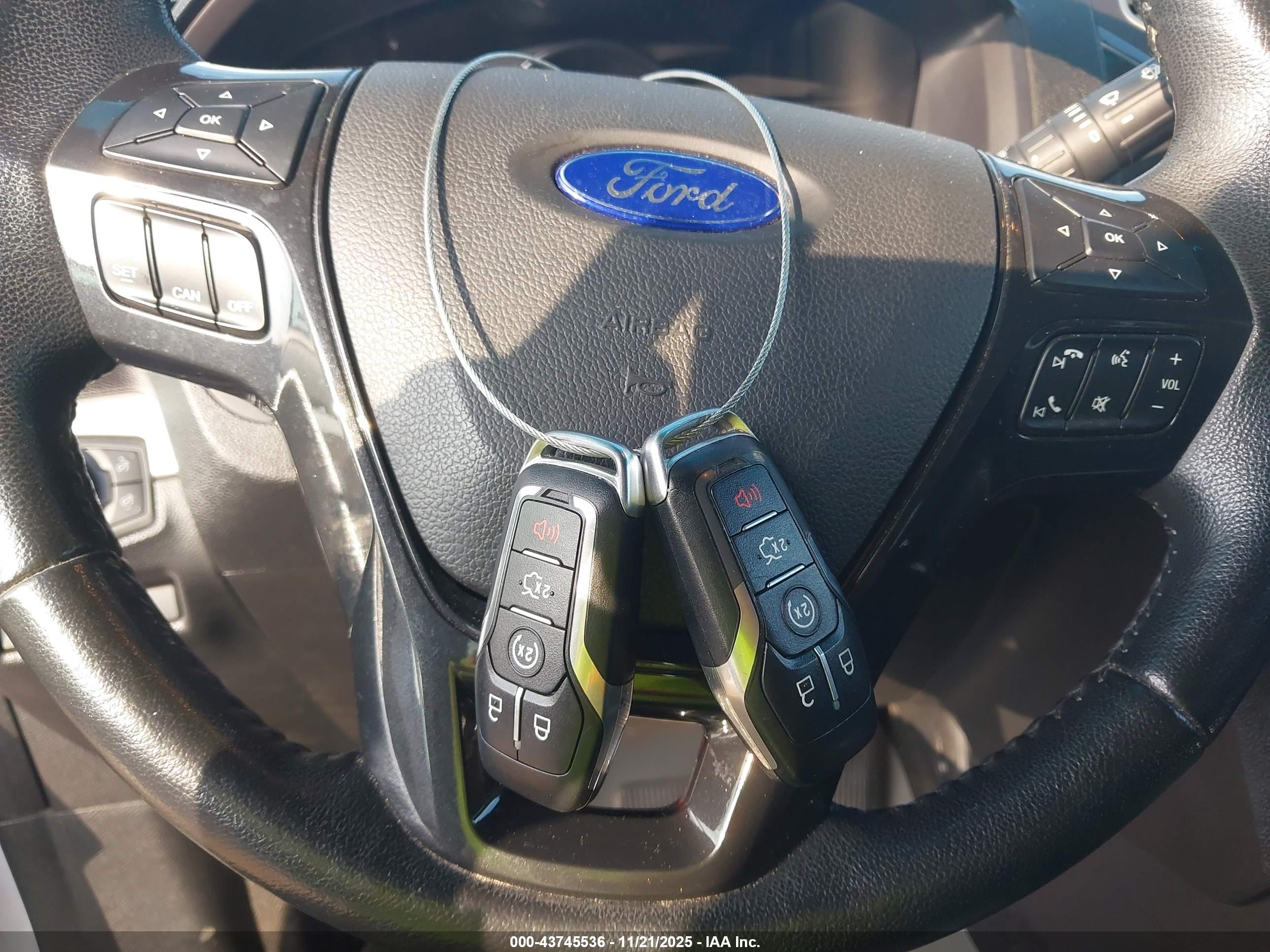 FORD EXPLORER image 11