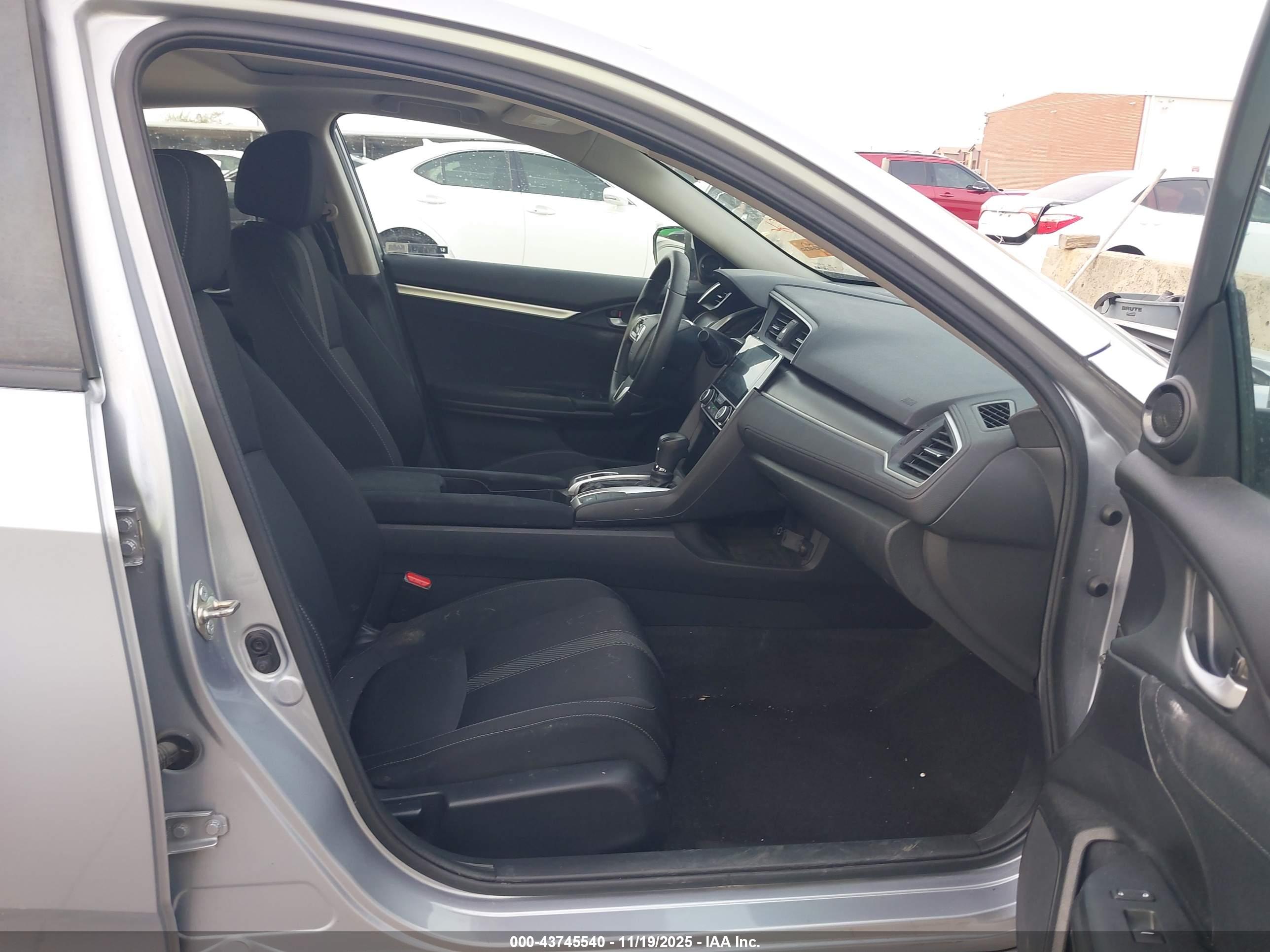 HONDA CIVIC image 5