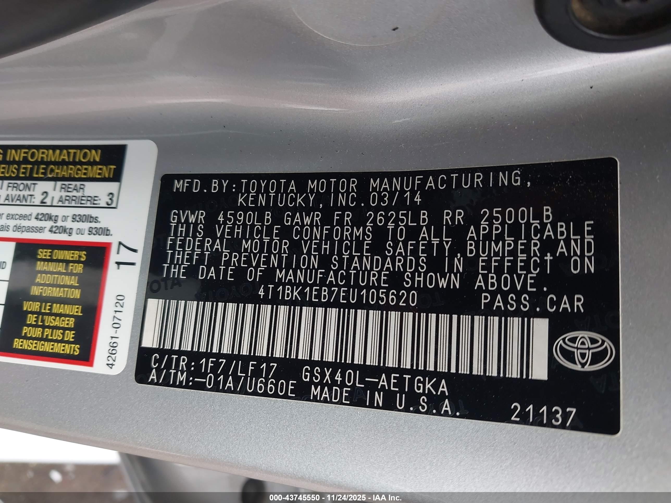 TOYOTA AVALON image 9