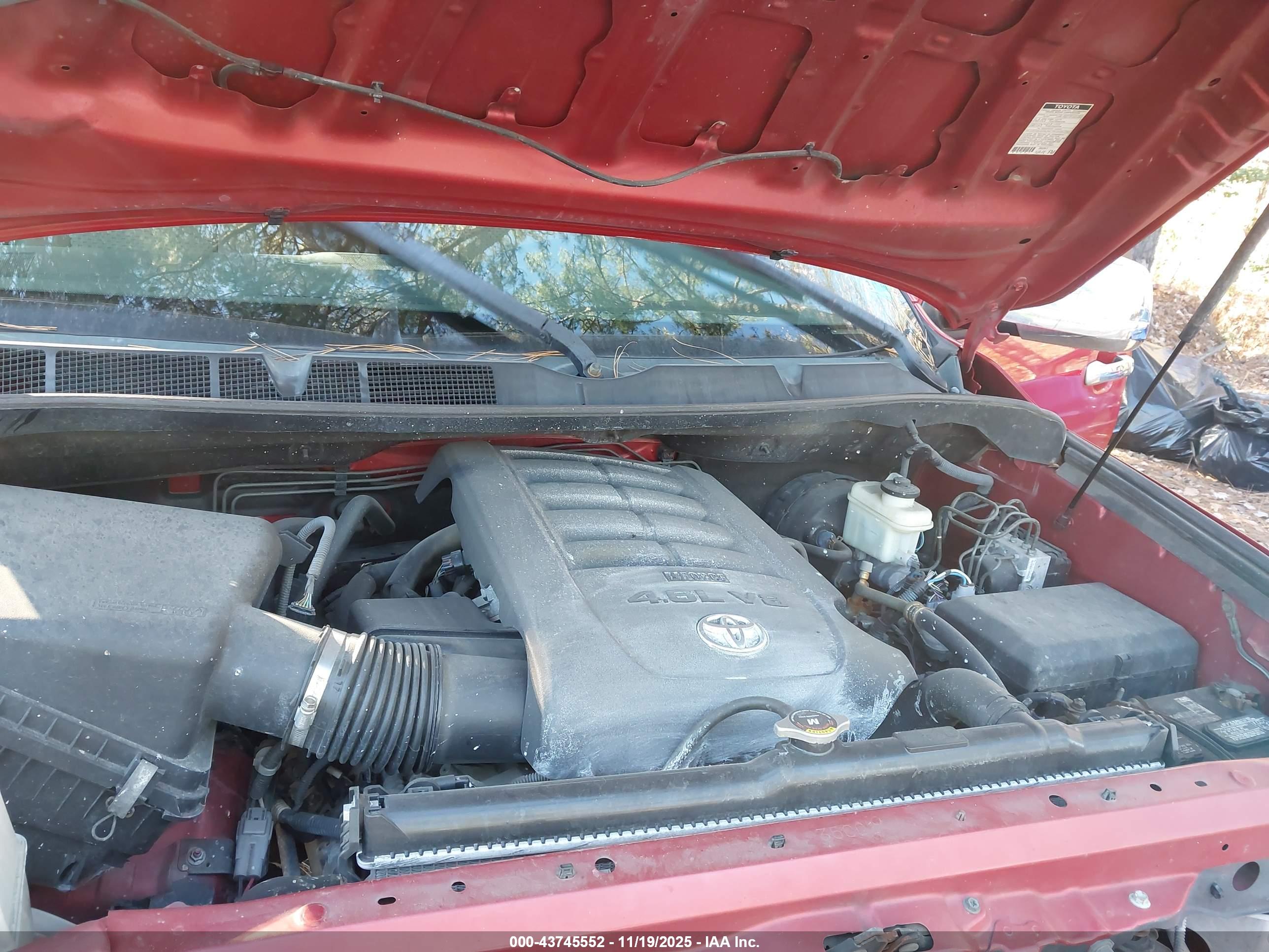 TOYOTA TUNDRA image 10