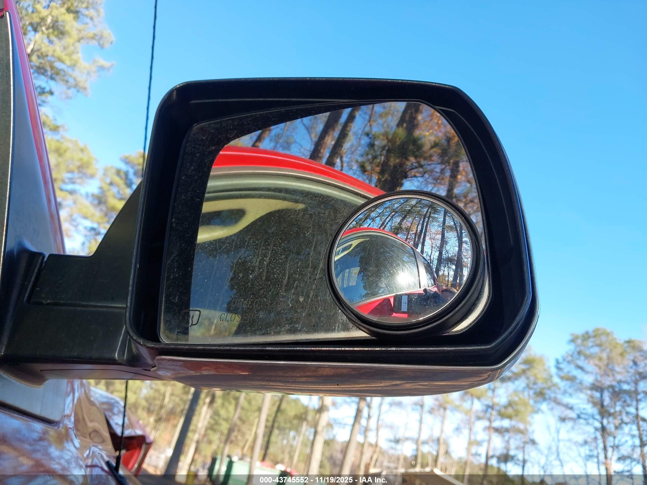 TOYOTA TUNDRA image 5
