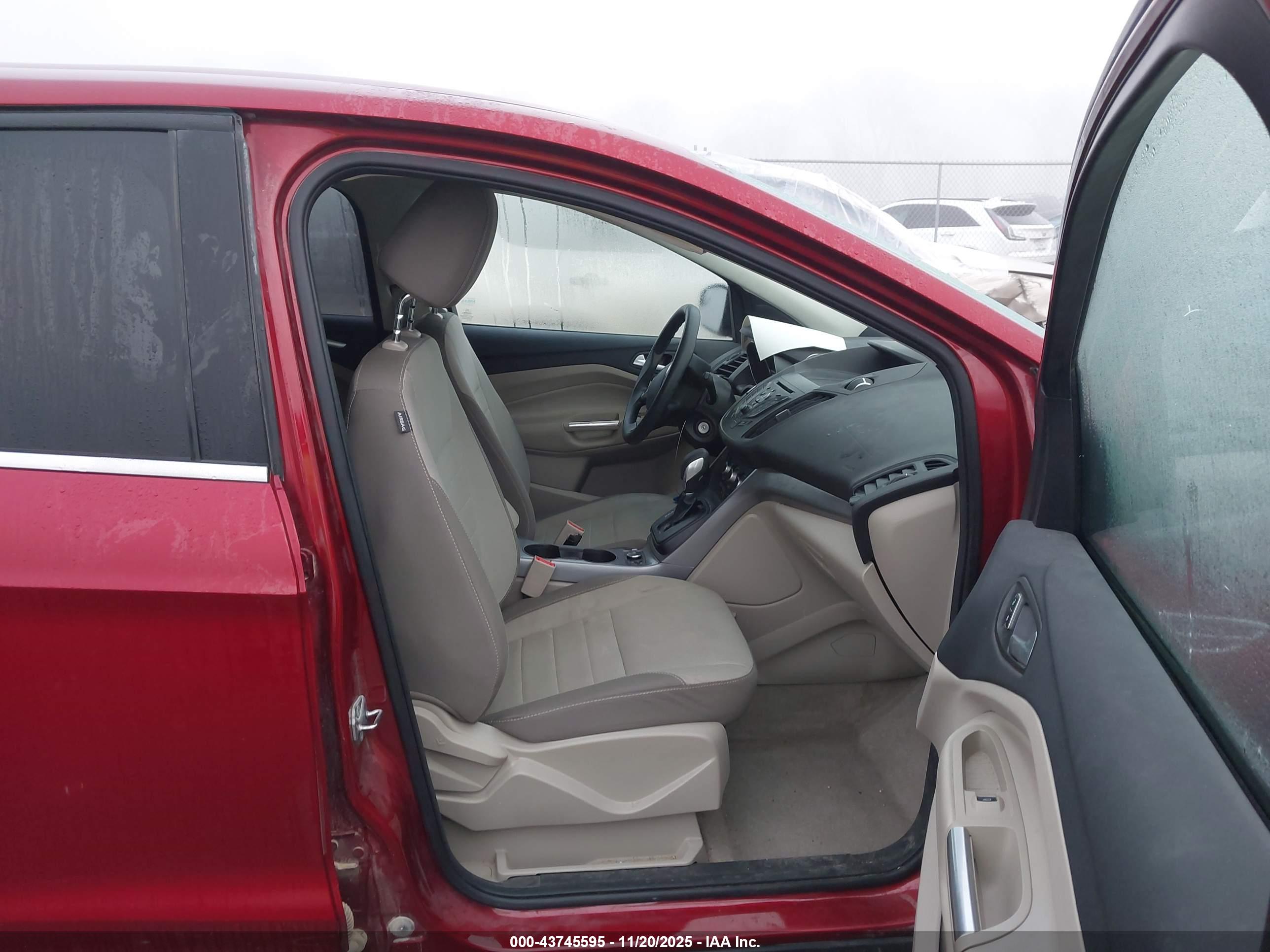 FORD ESCAPE image 5