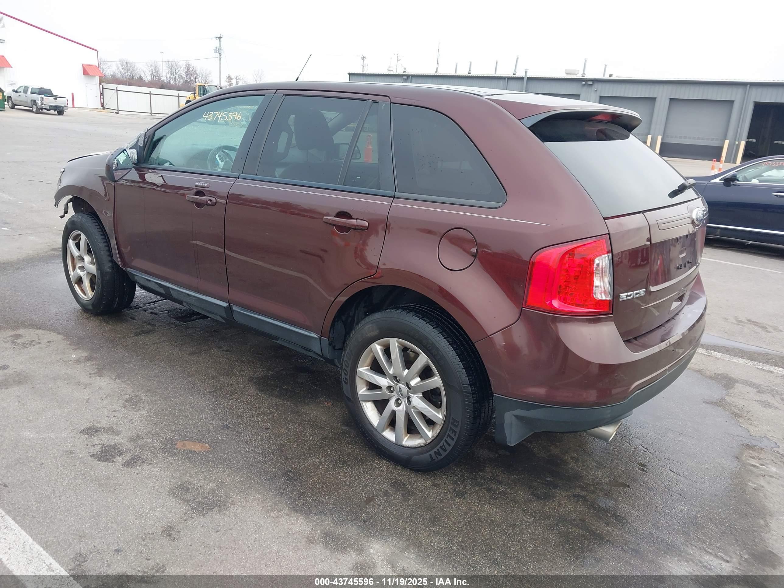 FORD EDGE image 3