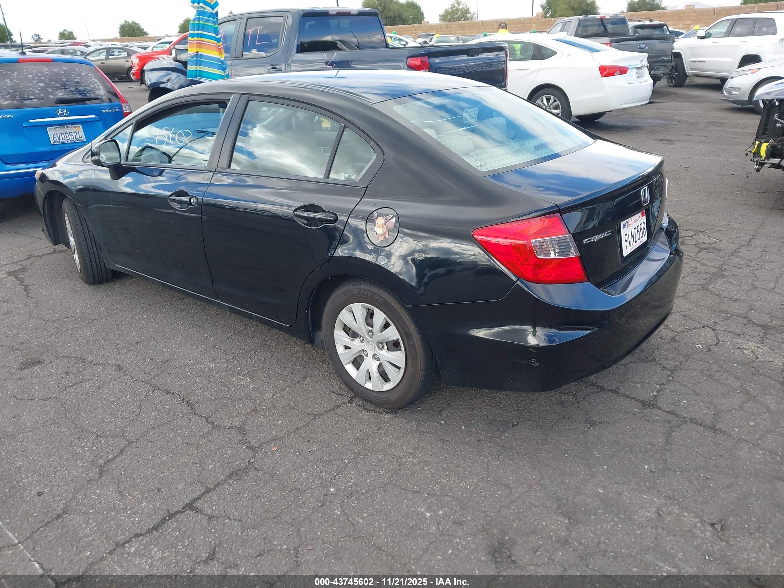 HONDA CIVIC image 3