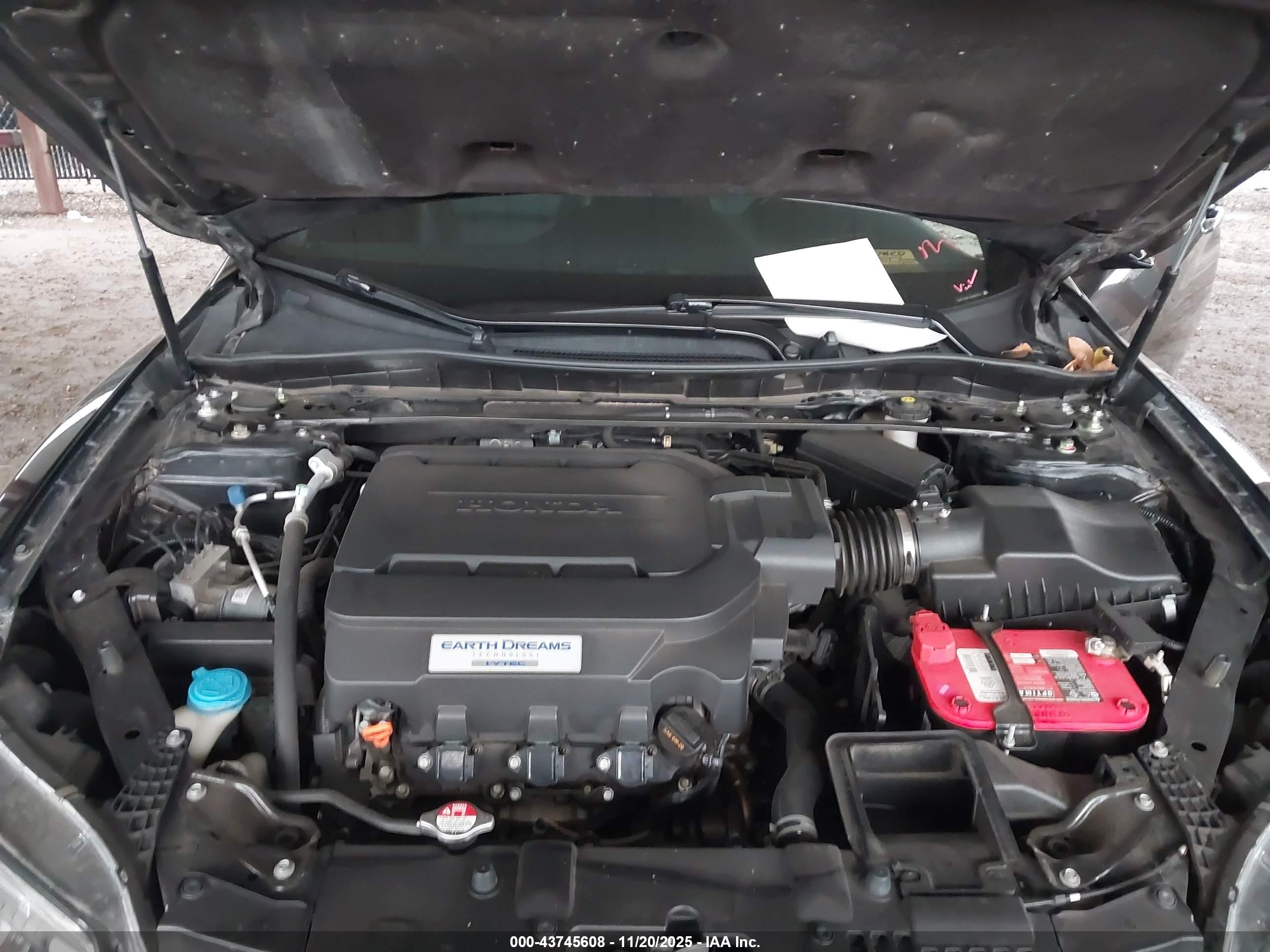 HONDA ACCORD image 10