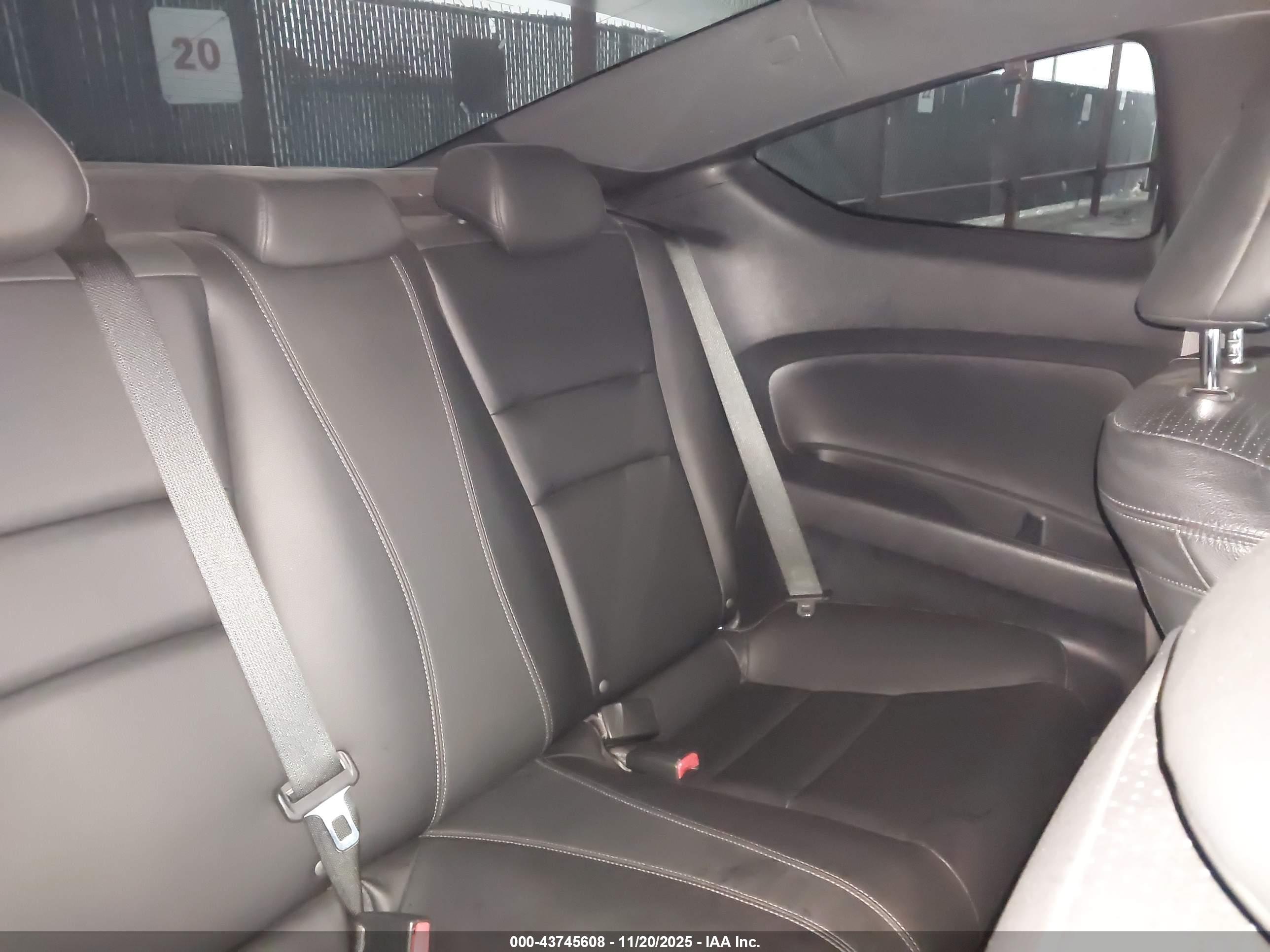 HONDA ACCORD image 8