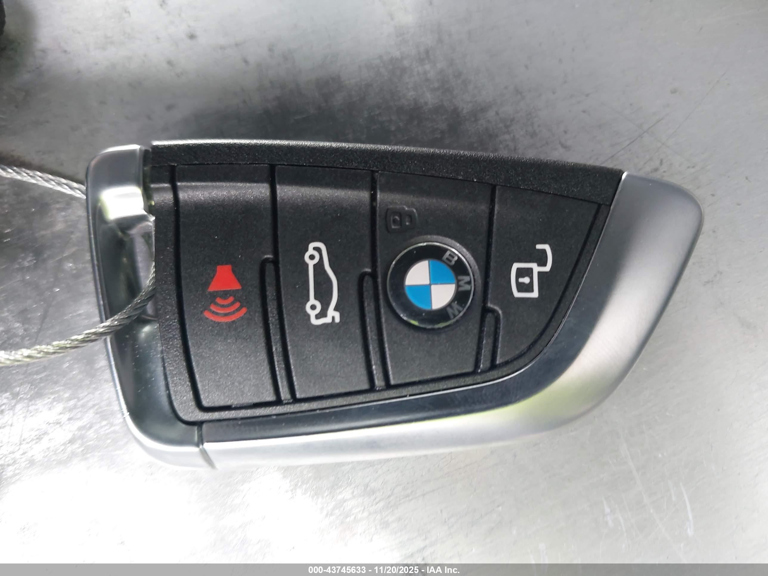 BMW M4 image 11