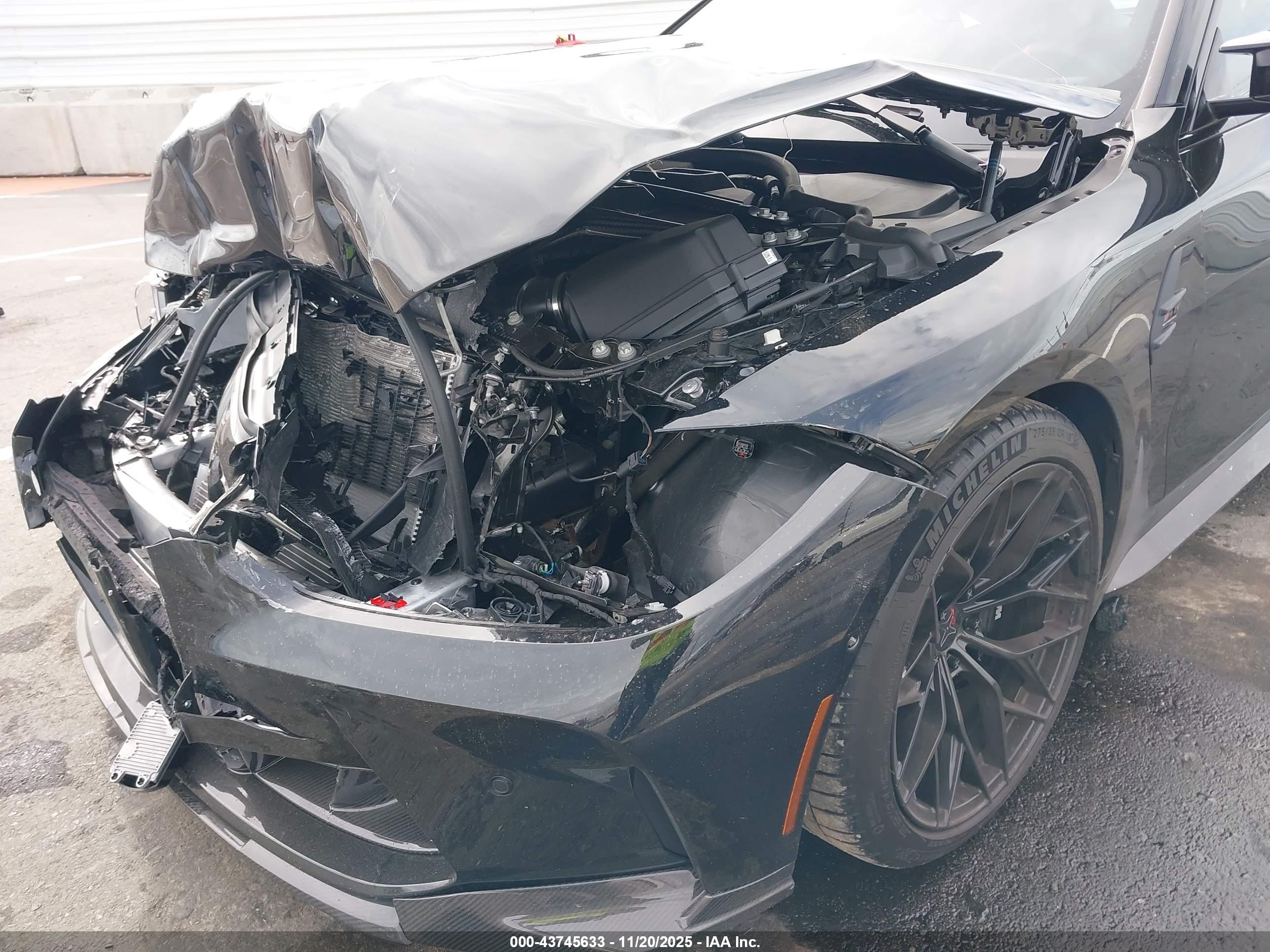 BMW M4 image 6
