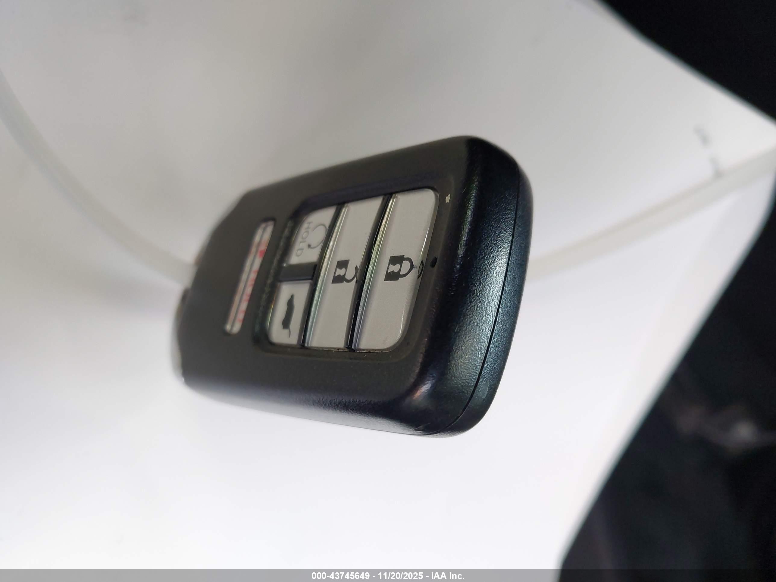 HONDA CIVIC image 11