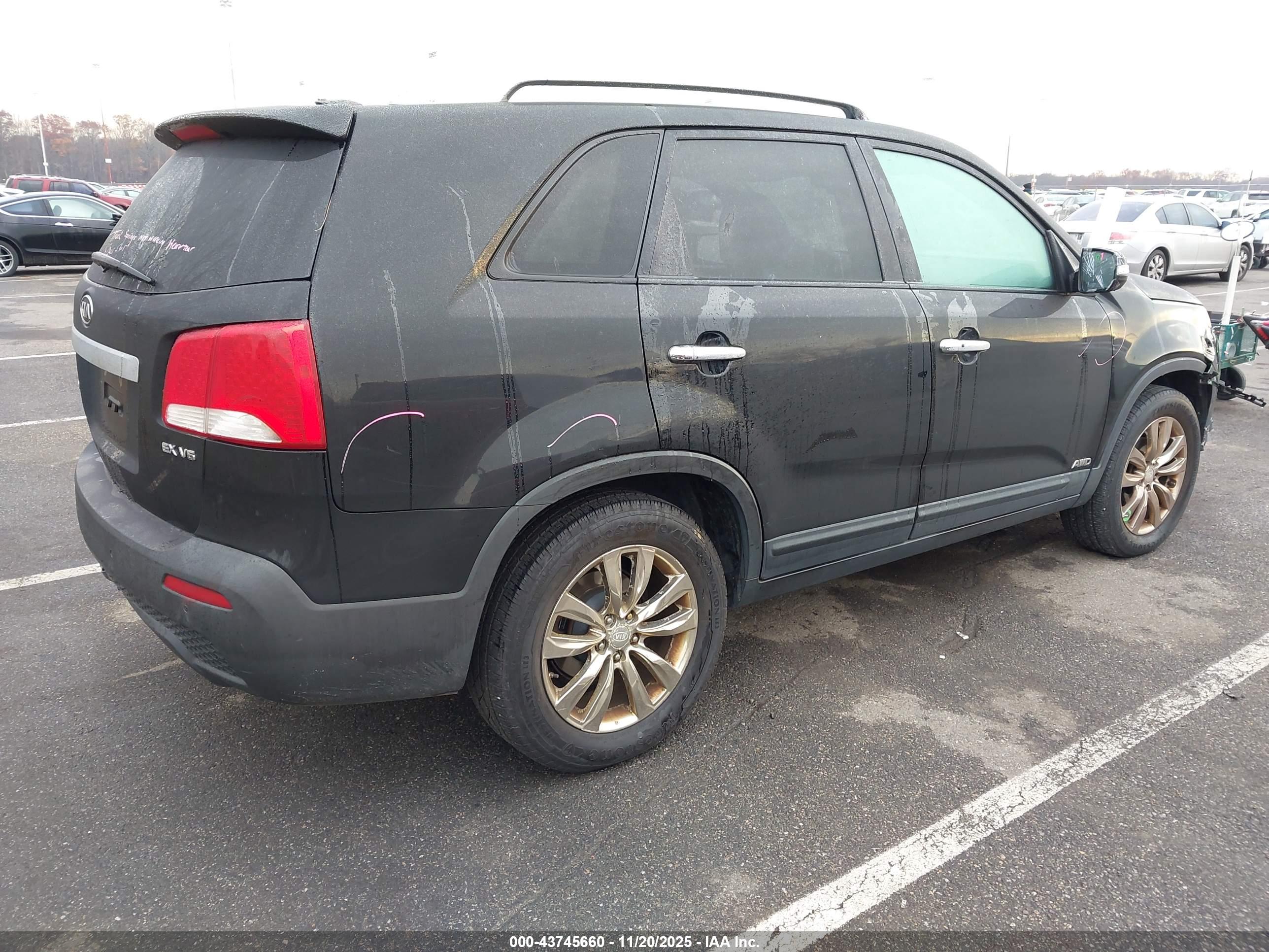 KIA SORENTO image 4