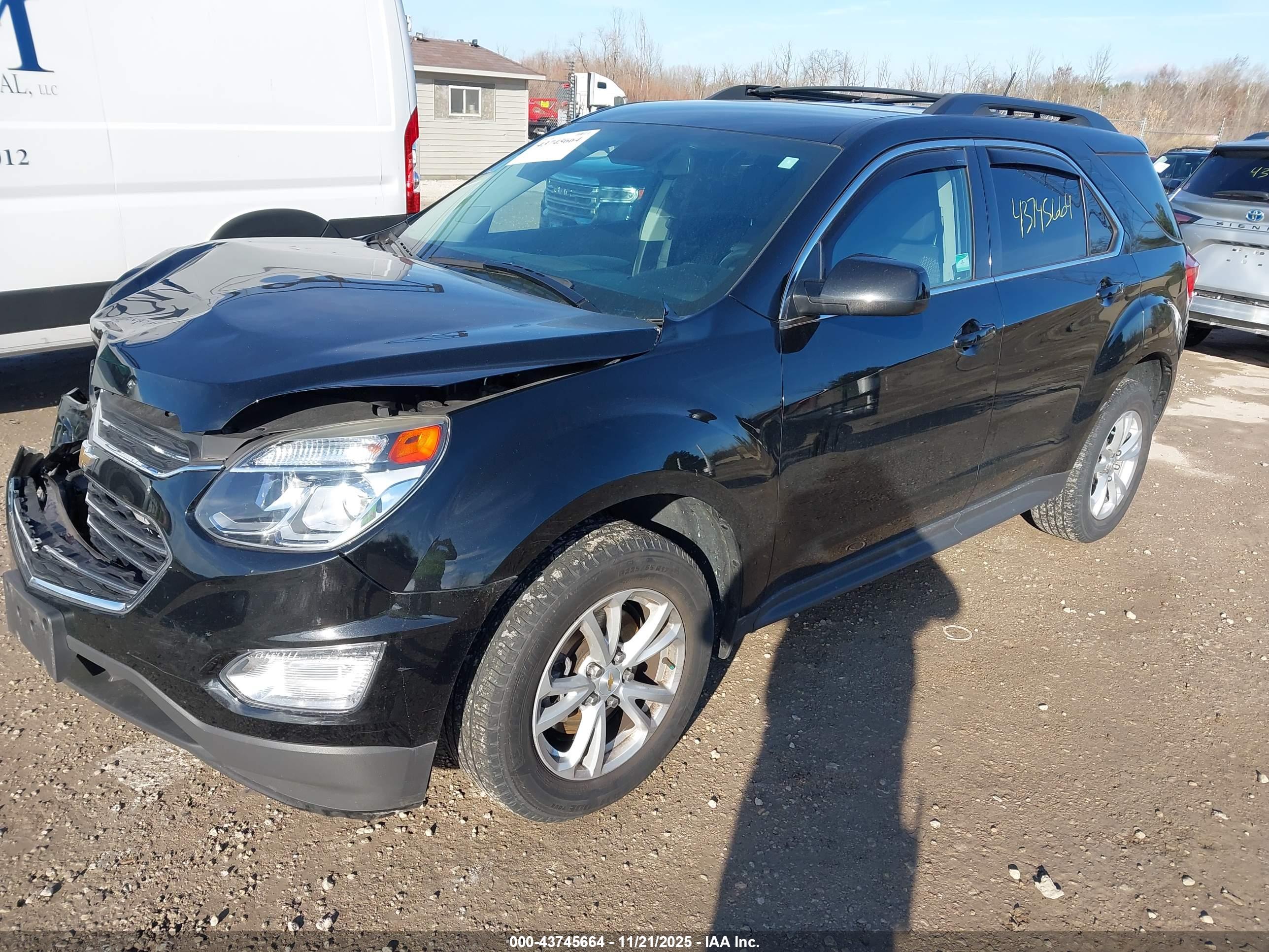 CHEVROLET EQUINOX image 2