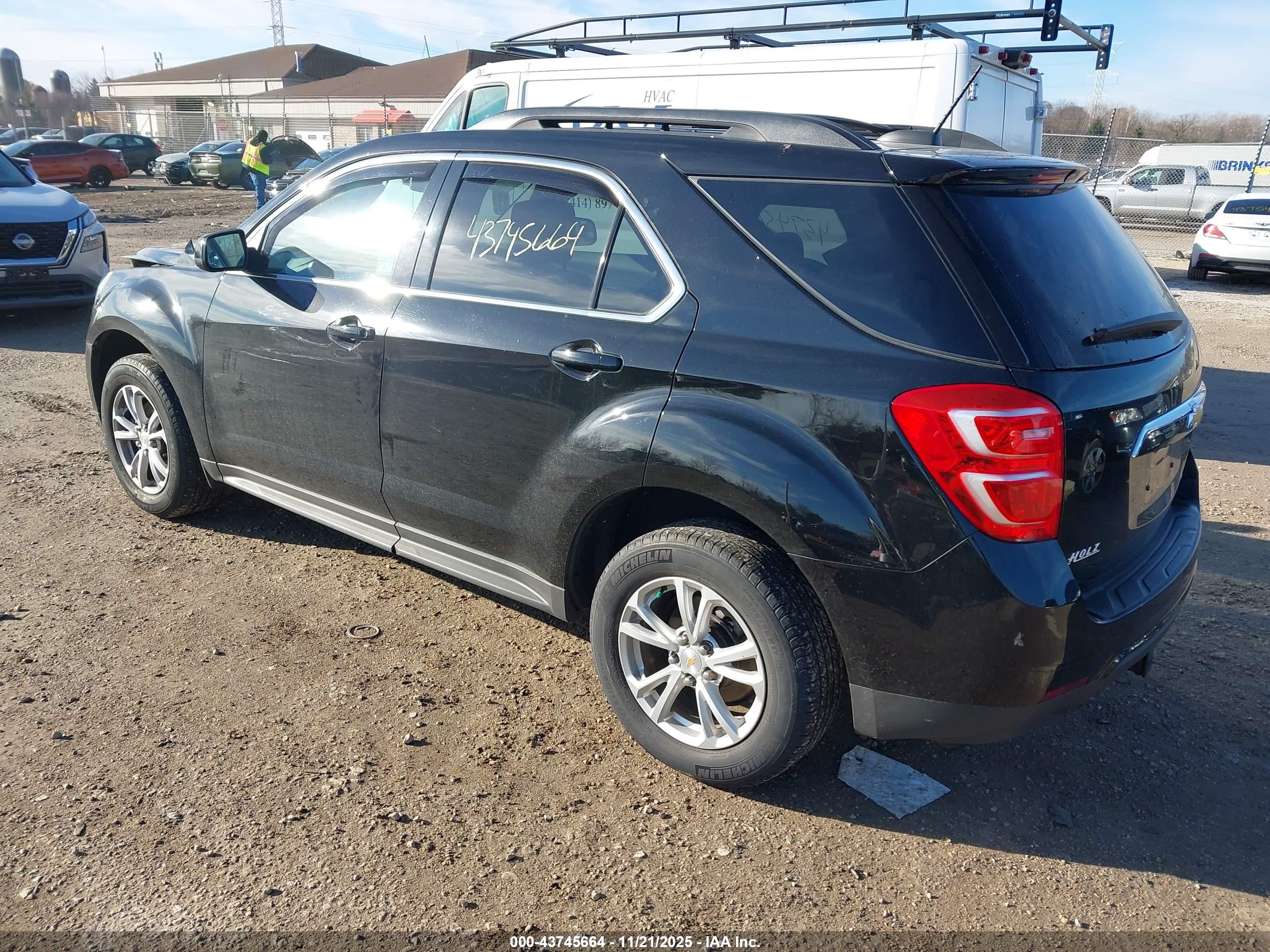 CHEVROLET EQUINOX image 3